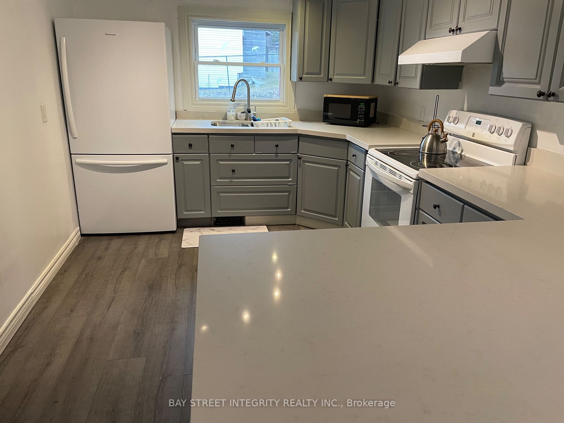 229 Elm Ave