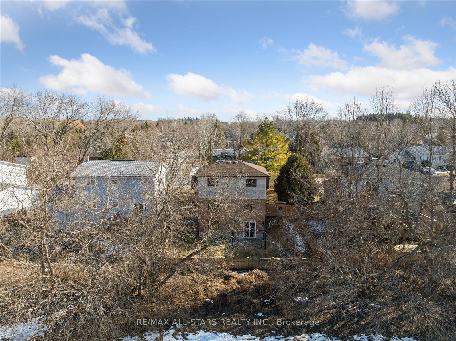 538 Highland Crescent