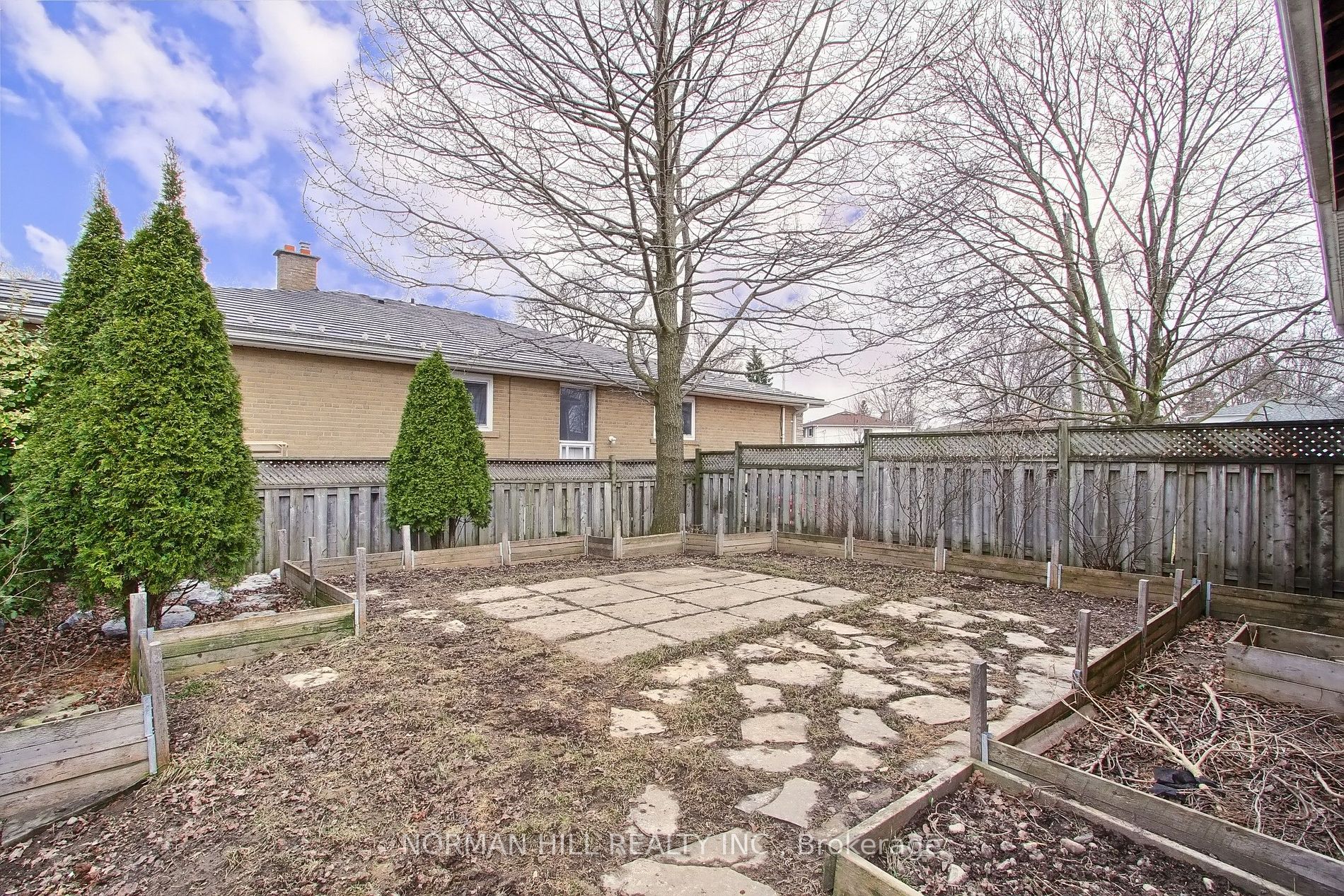 676 Mountview Place