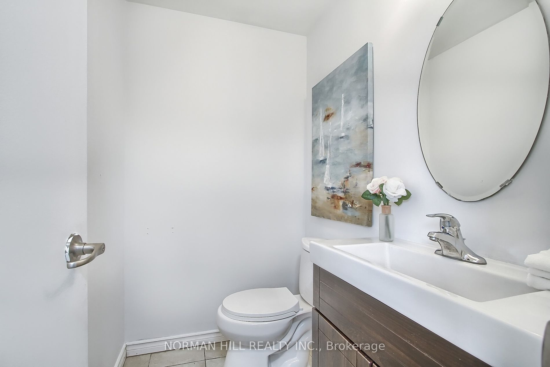 676 Mountview Place