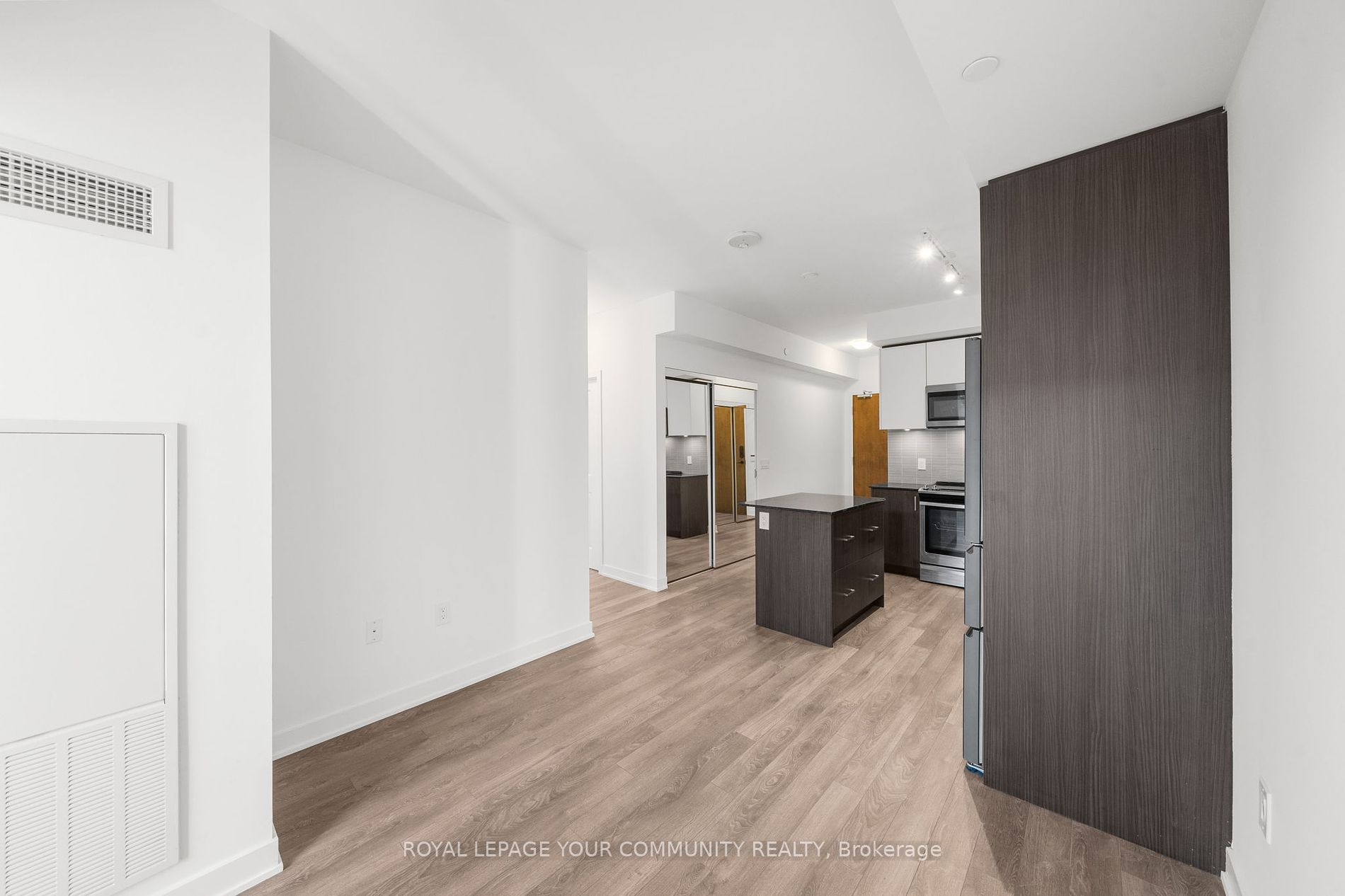 100 Eagle Rock Way, #908