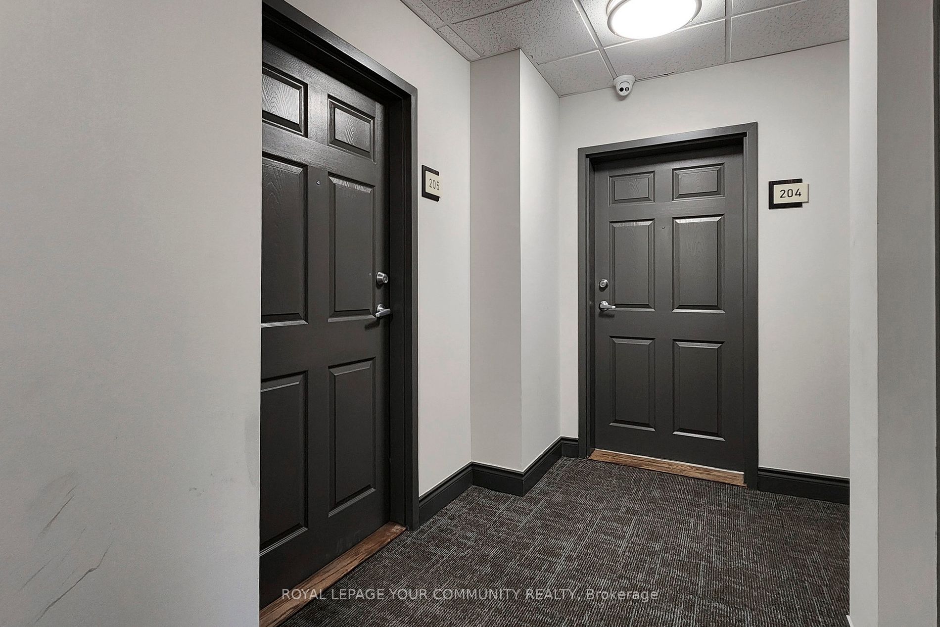 15450 Yonge Street #205