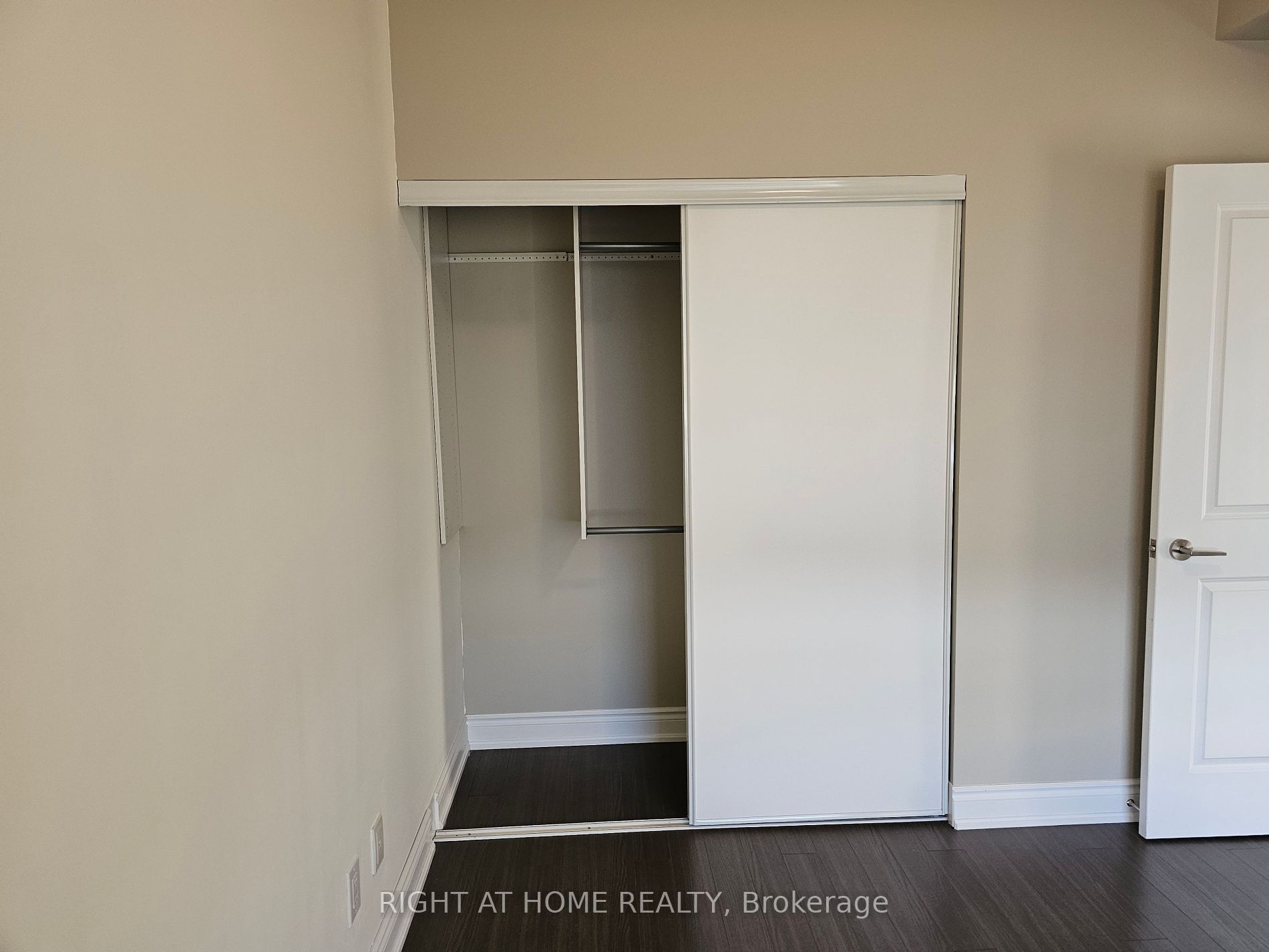 325 South Park Rd, #511