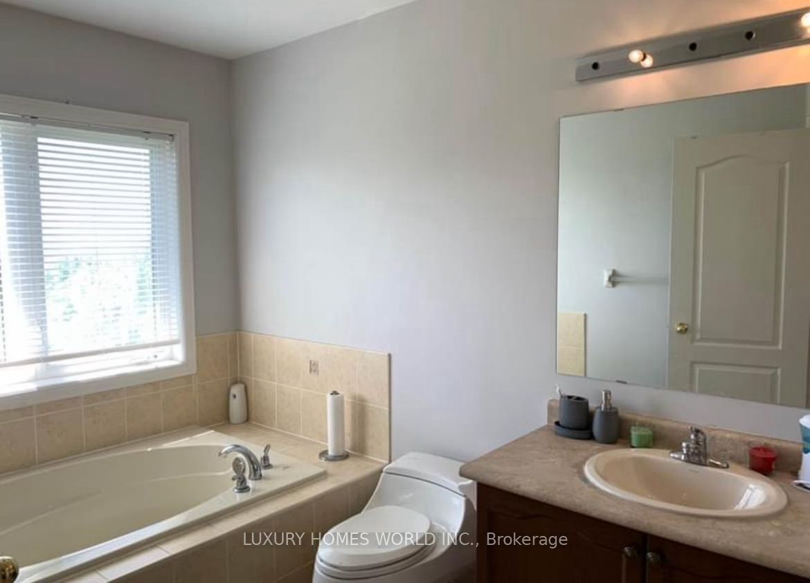 8 Townwood Dr, #82