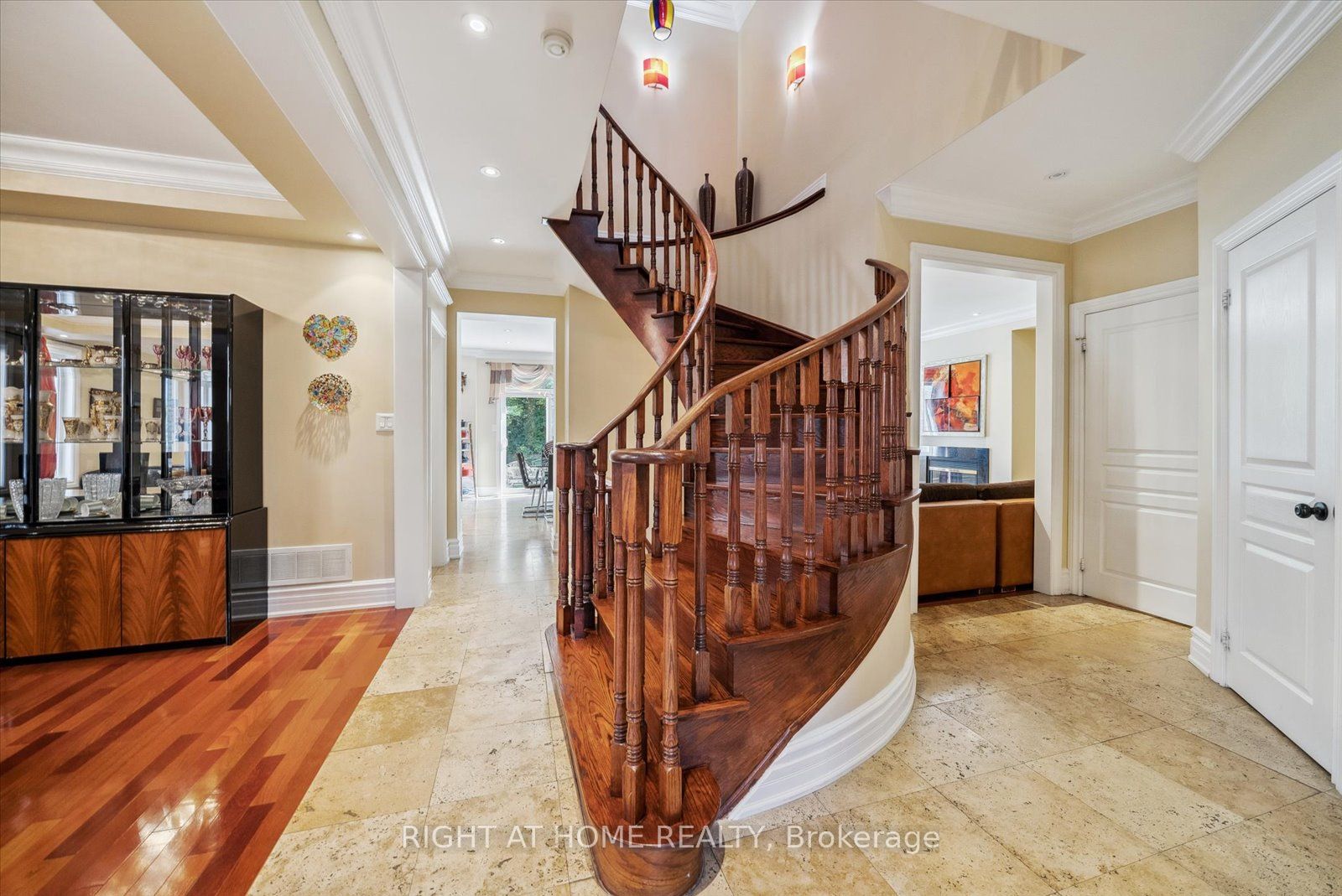 77 Auburndale Drive