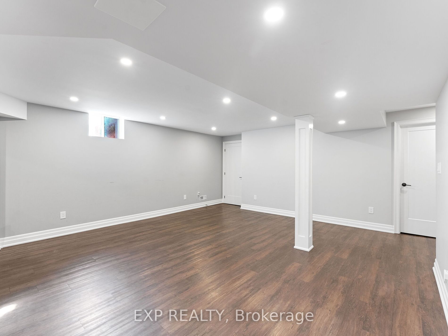 56 Kidd Crescent