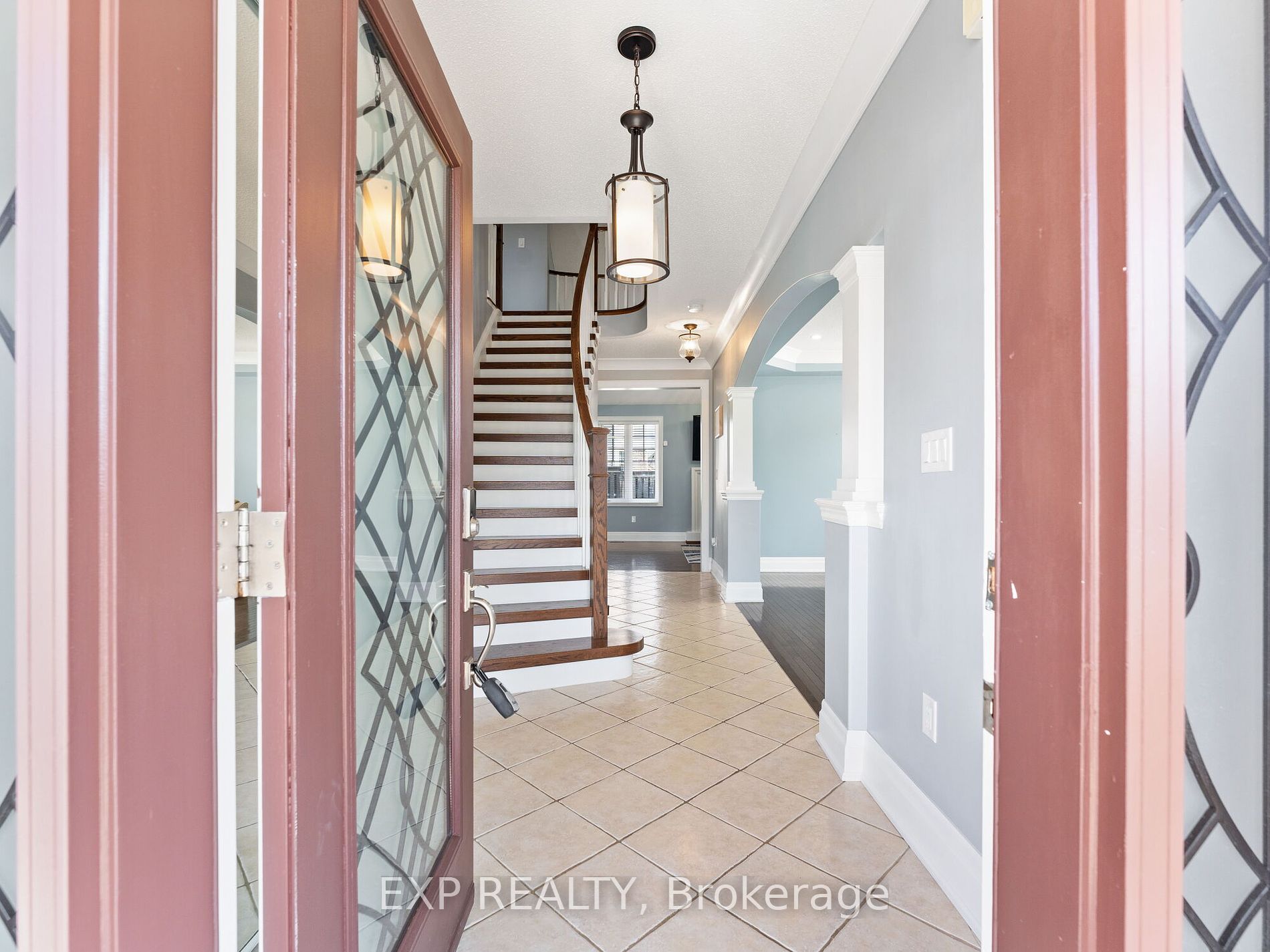 56 Kidd Crescent