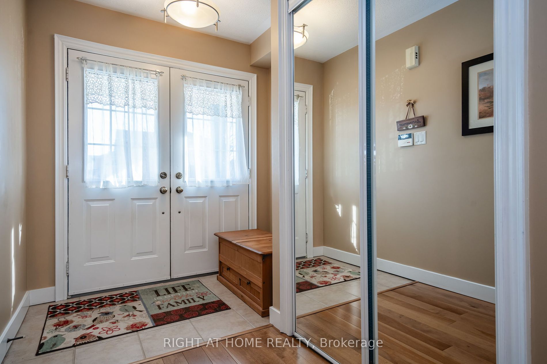 77 Maplewood Dr