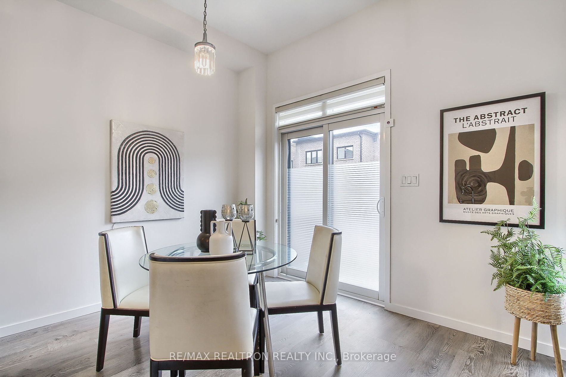 419 Elyse Crt