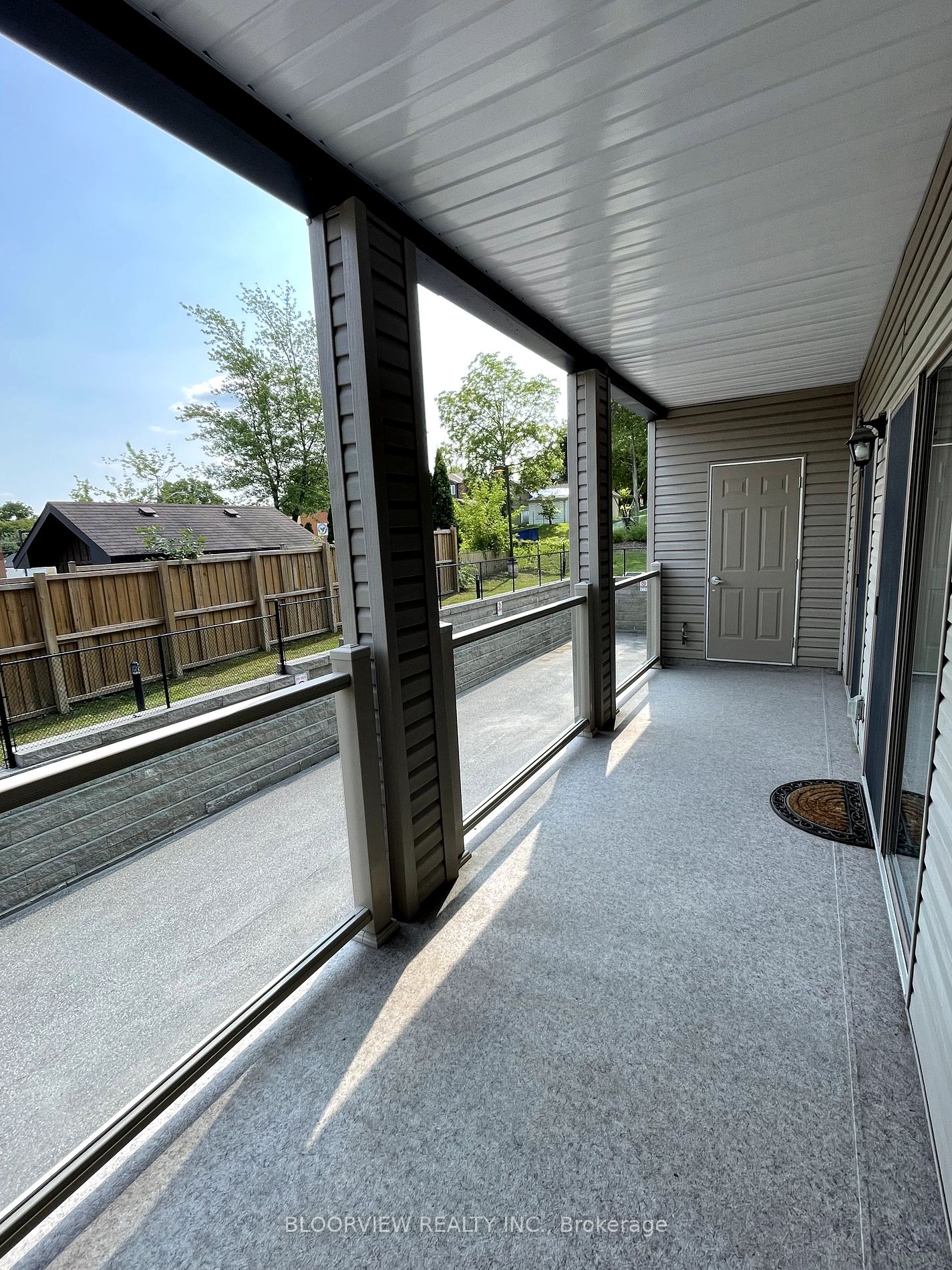 128 Barrie St, #105