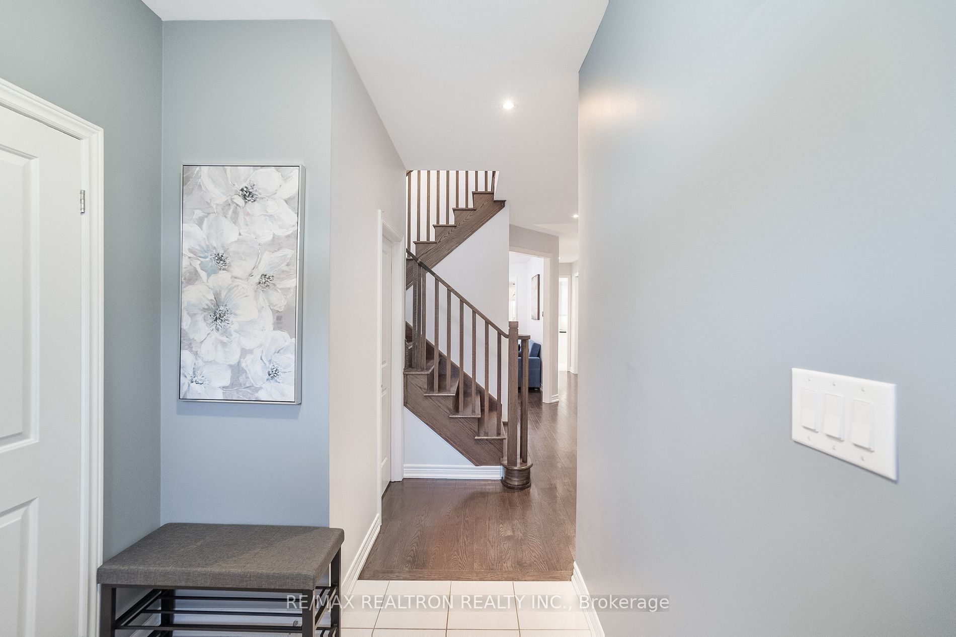 2012 Mullen St