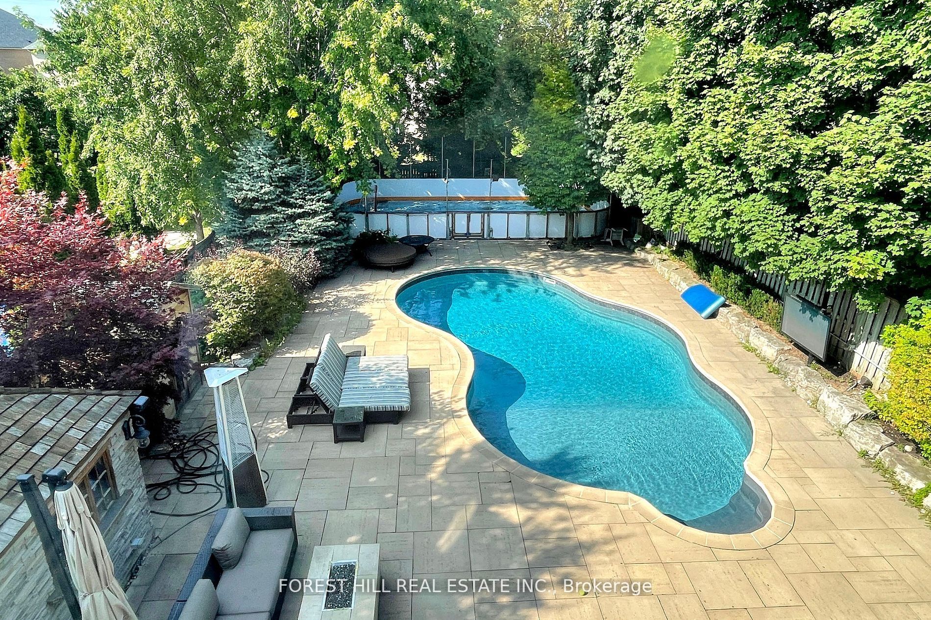 160 King High Drive