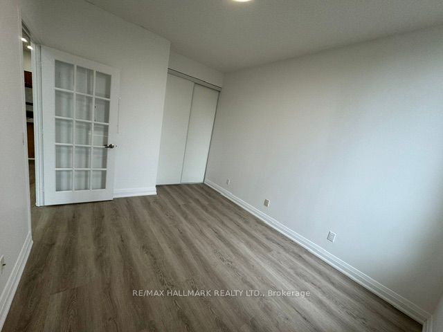 350 Red Maple Road, #101