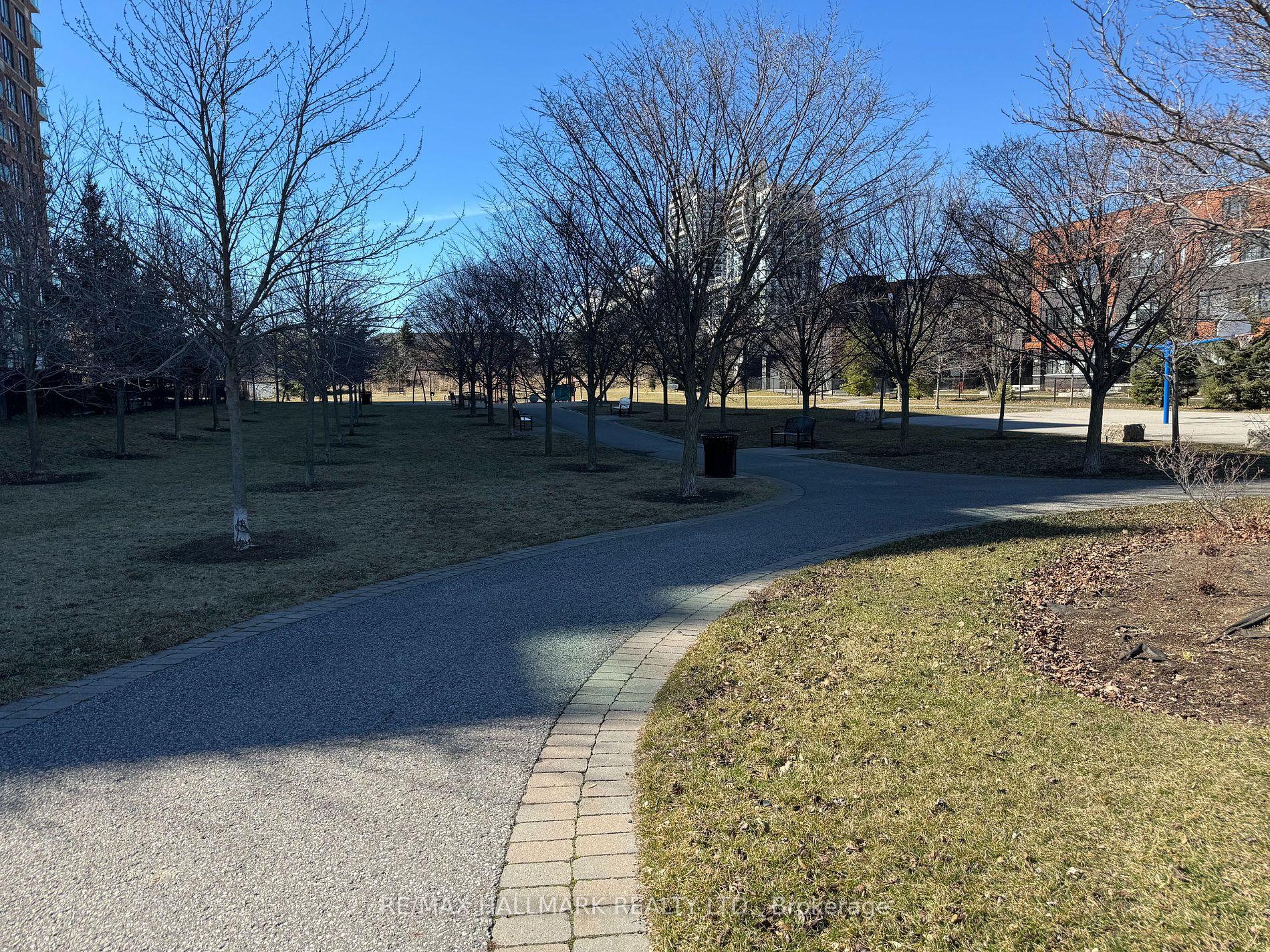 350 Red Maple Road, #101