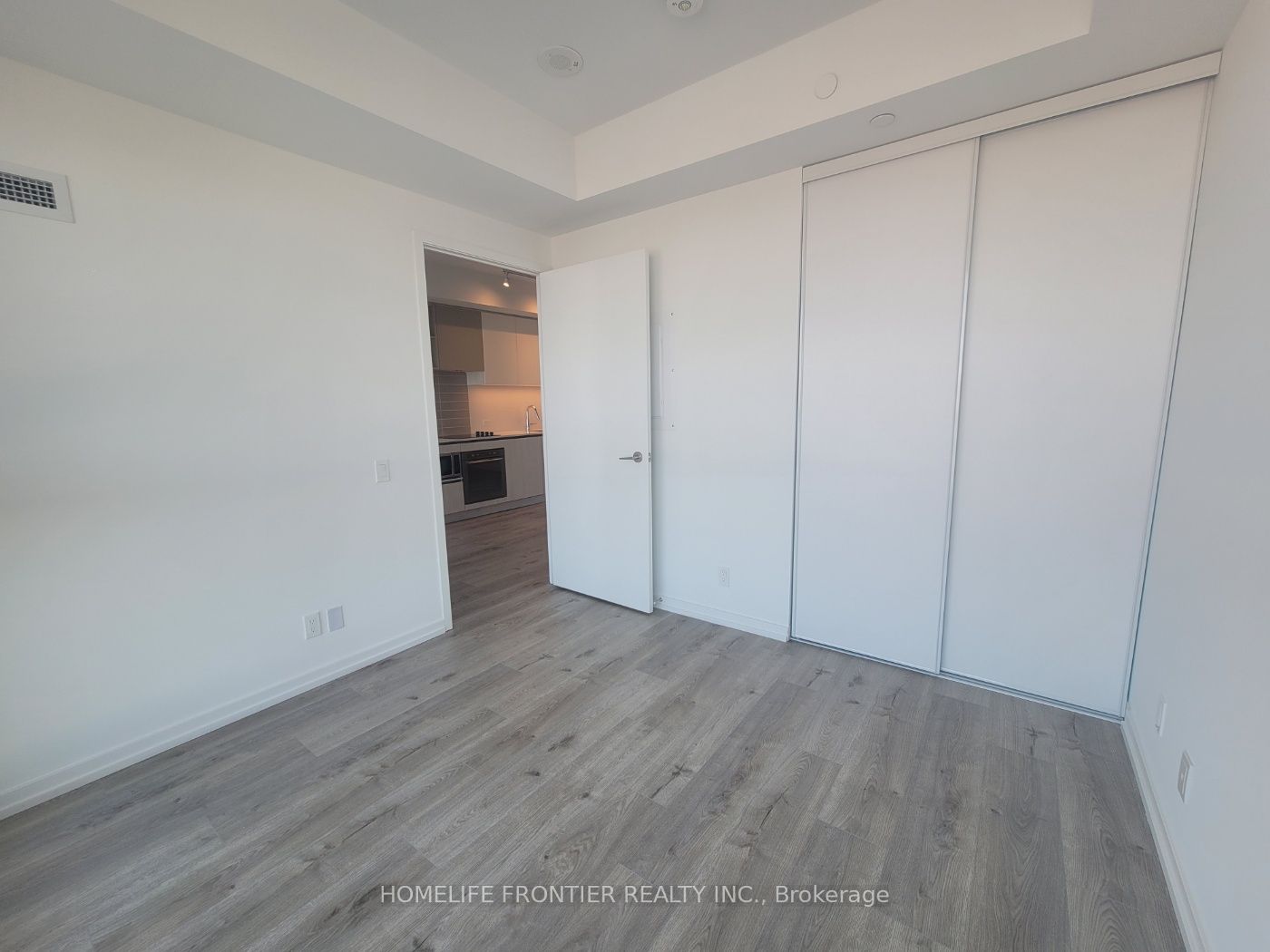 1000 Portage Pkwy, #1615