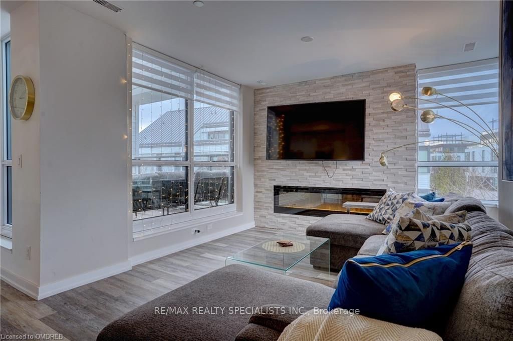 233 Broward Way, #10