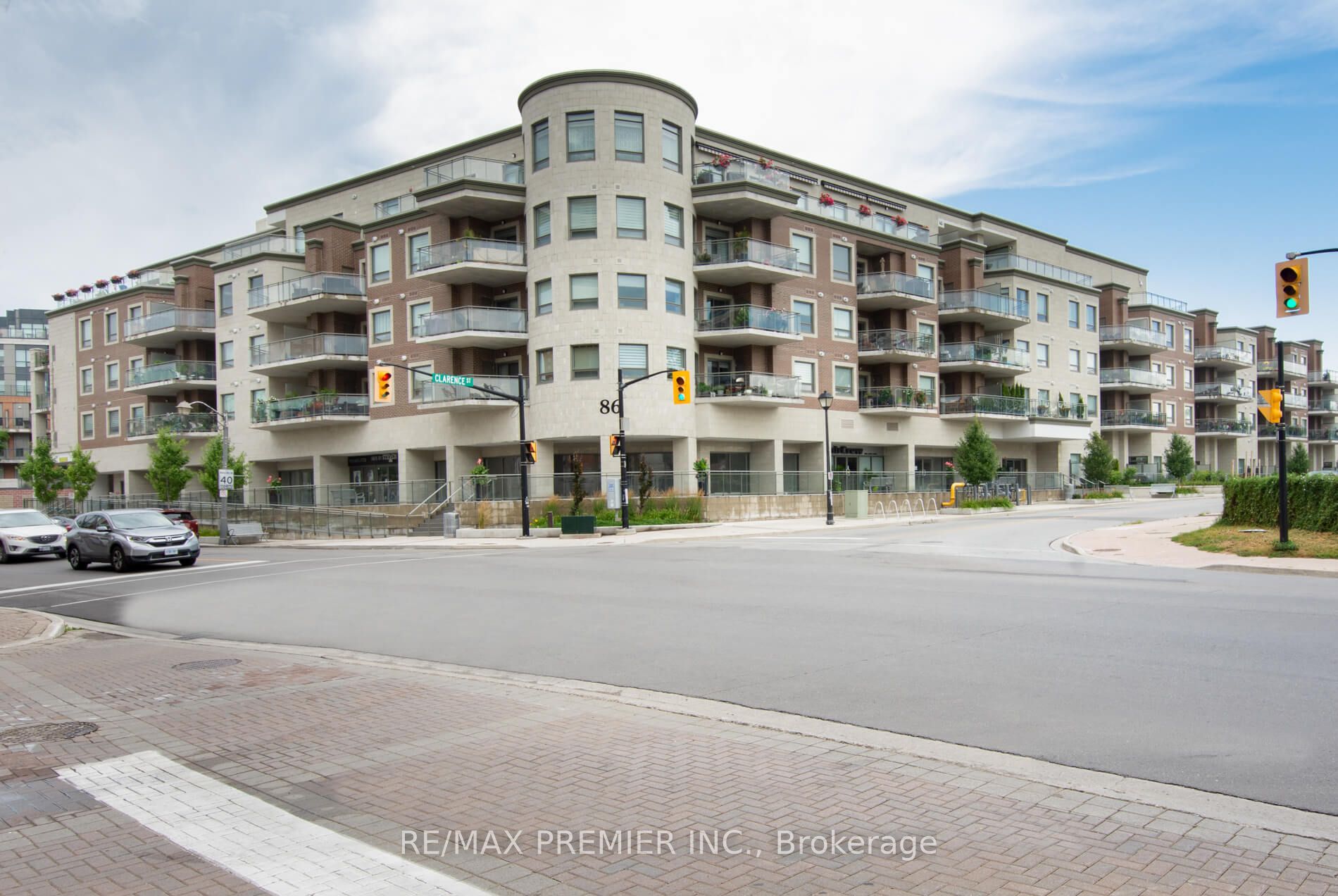86 Woodbridge Ave Ave, #309
