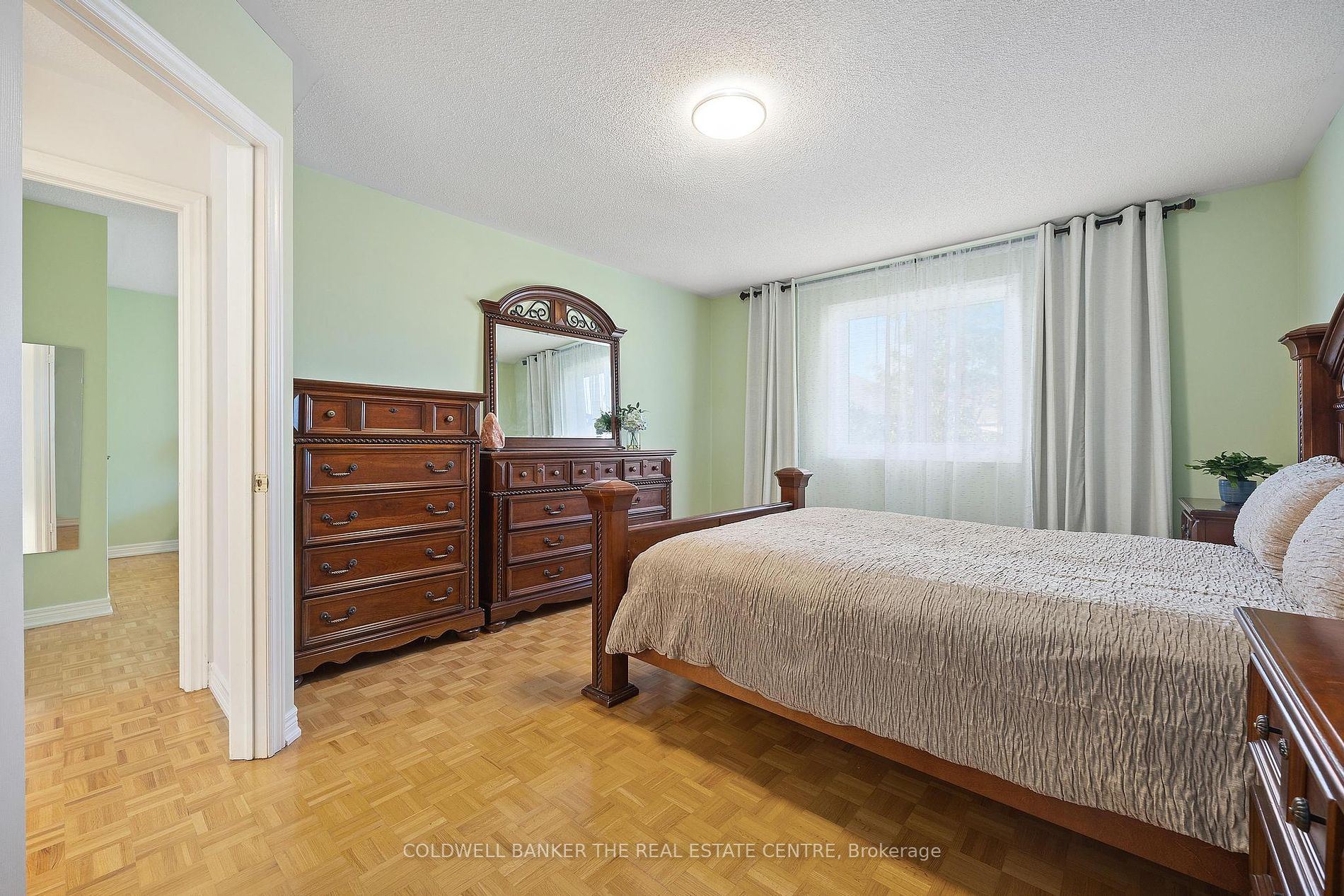 42 Preston Hill Crescent