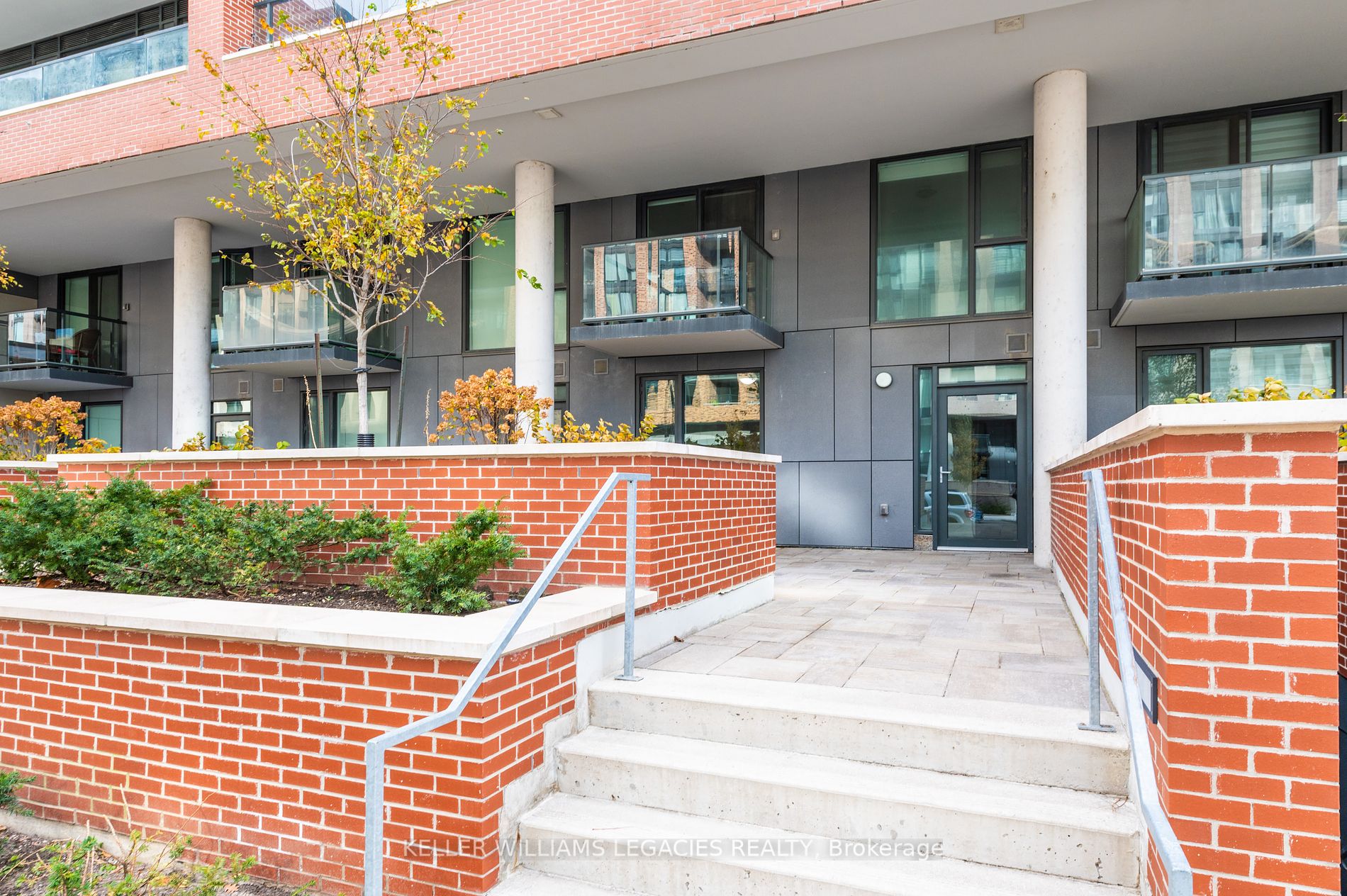 99 Eagle Rock Way, #106