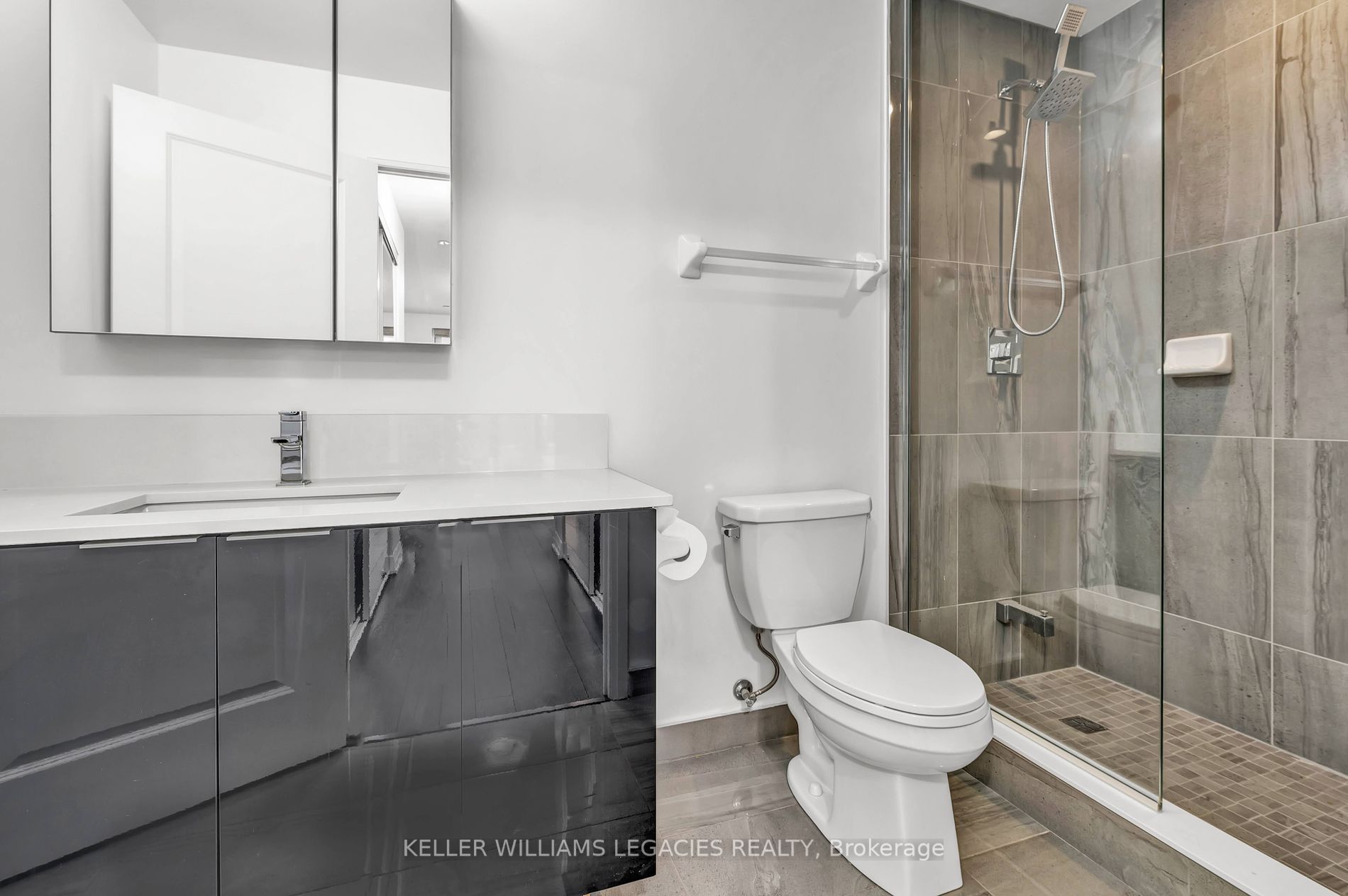 99 Eagle Rock Way, #106