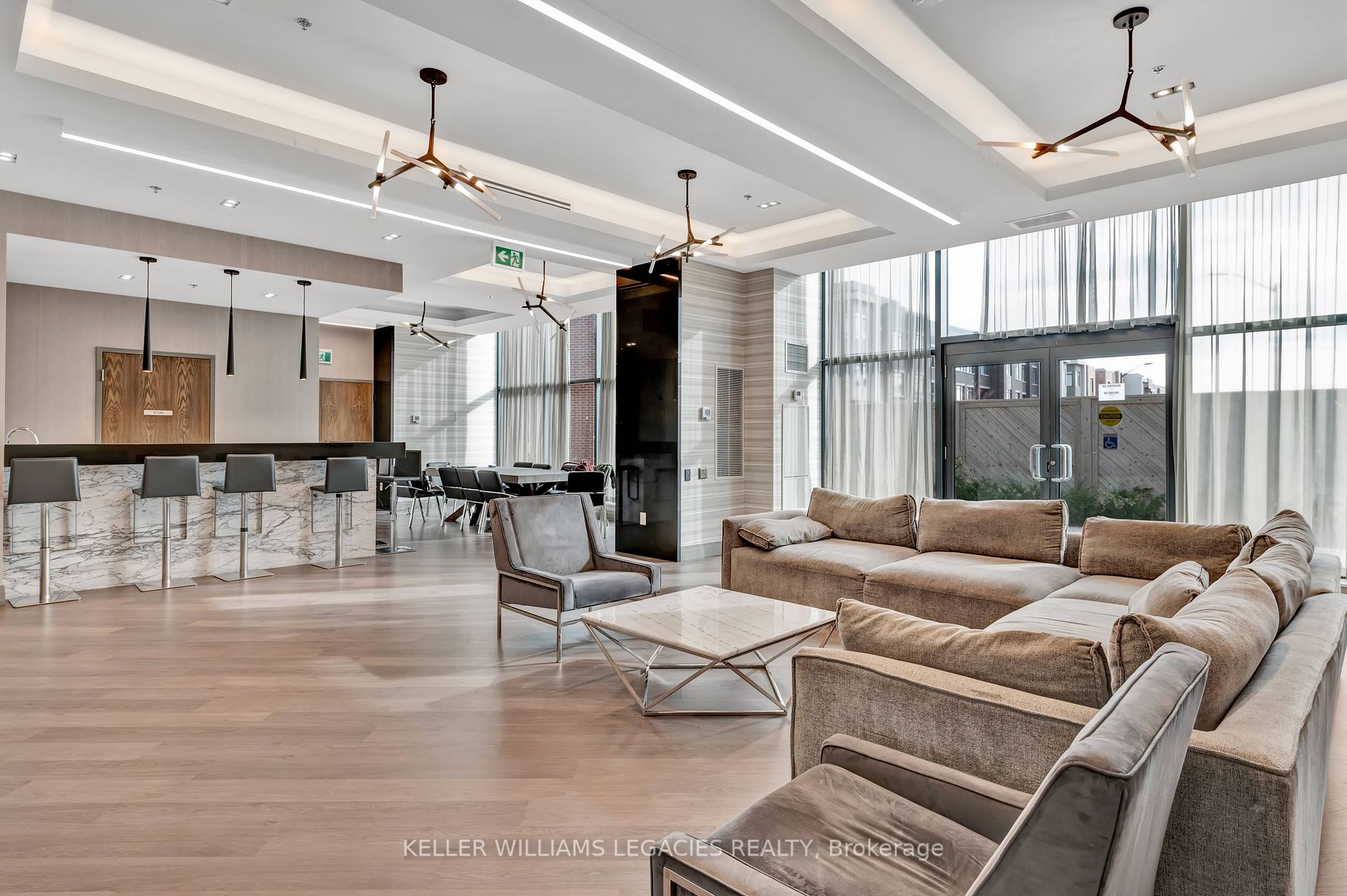 99 Eagle Rock Way, #106