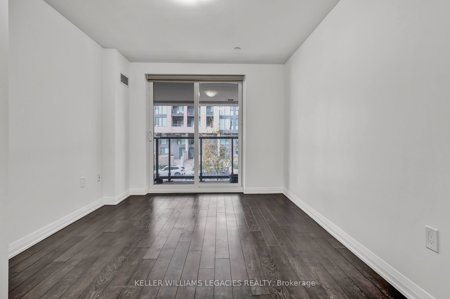 99 Eagle Rock Way, #106