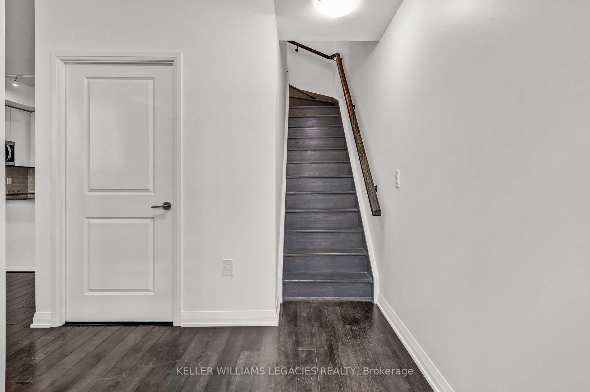 99 Eagle Rock Way, #106