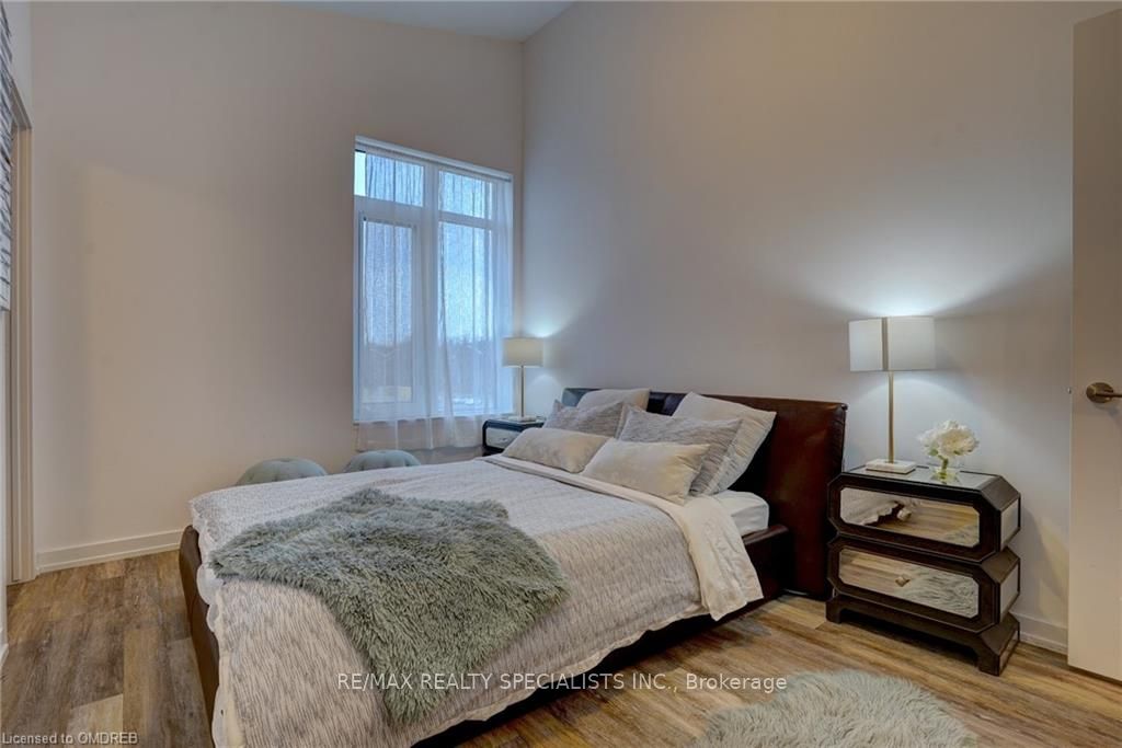 233 Broward Way, #10