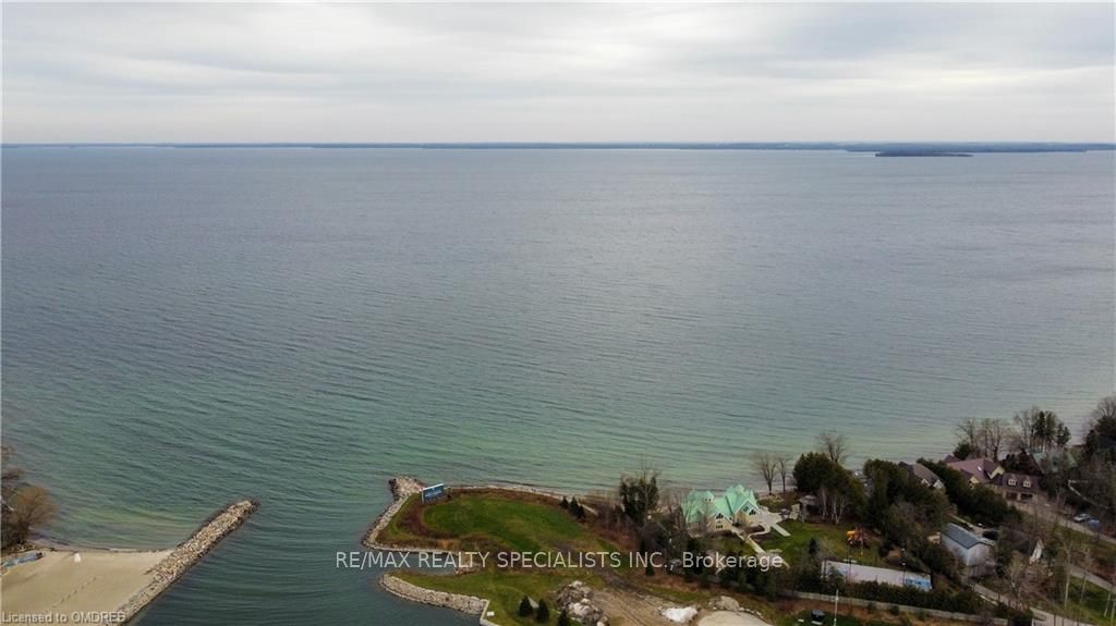 233 Broward Way, #10
