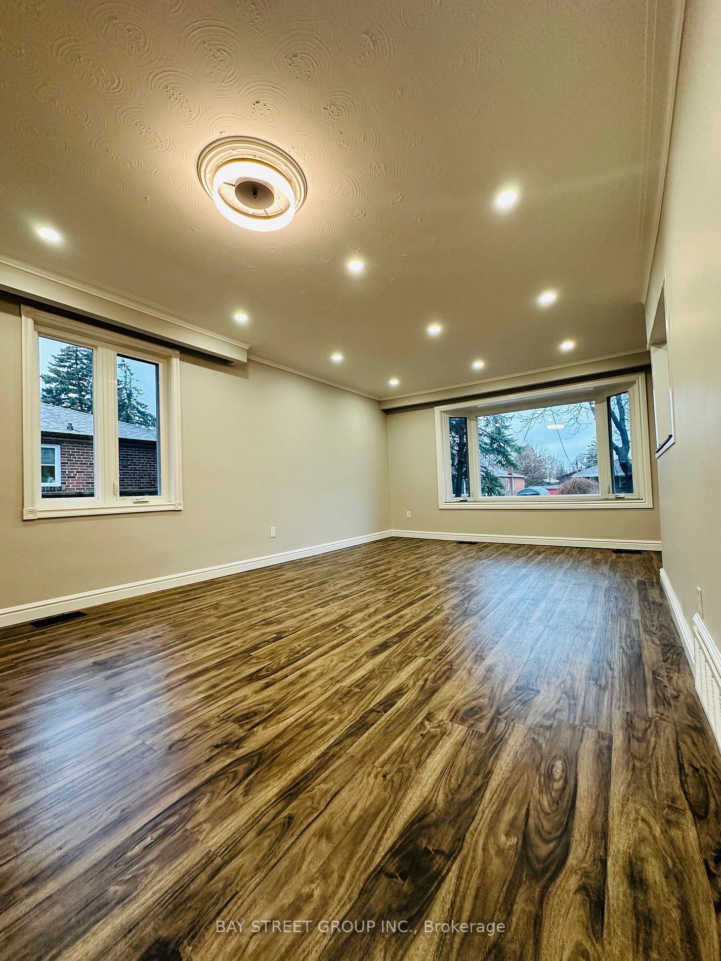328 Skopit Rd