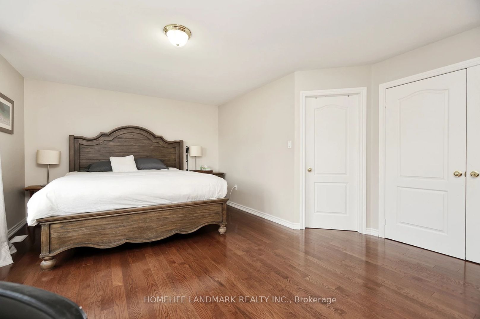 14 Orville Hand Court