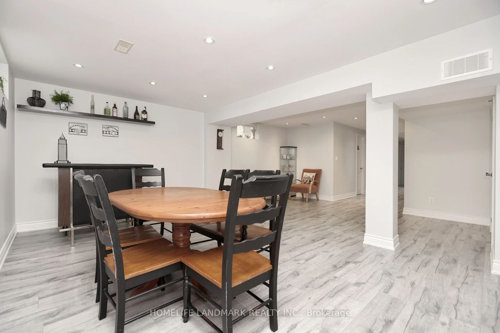14 Orville Hand Court