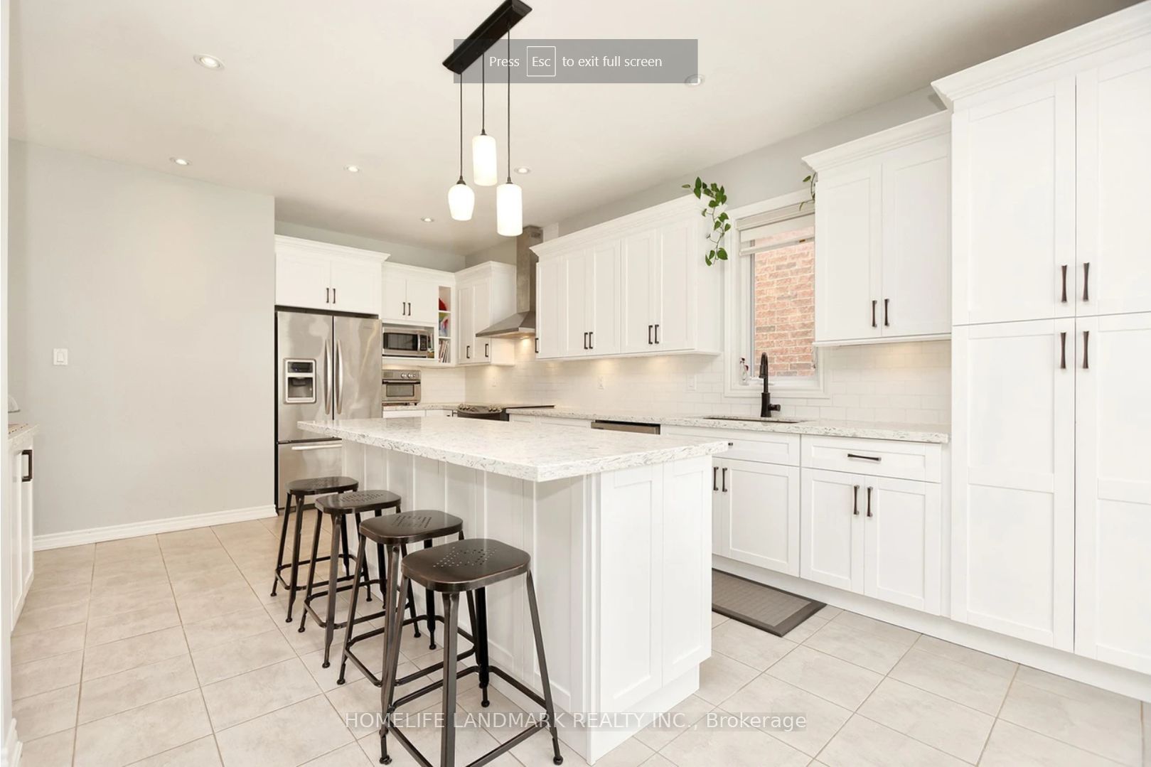 14 Orville Hand Court