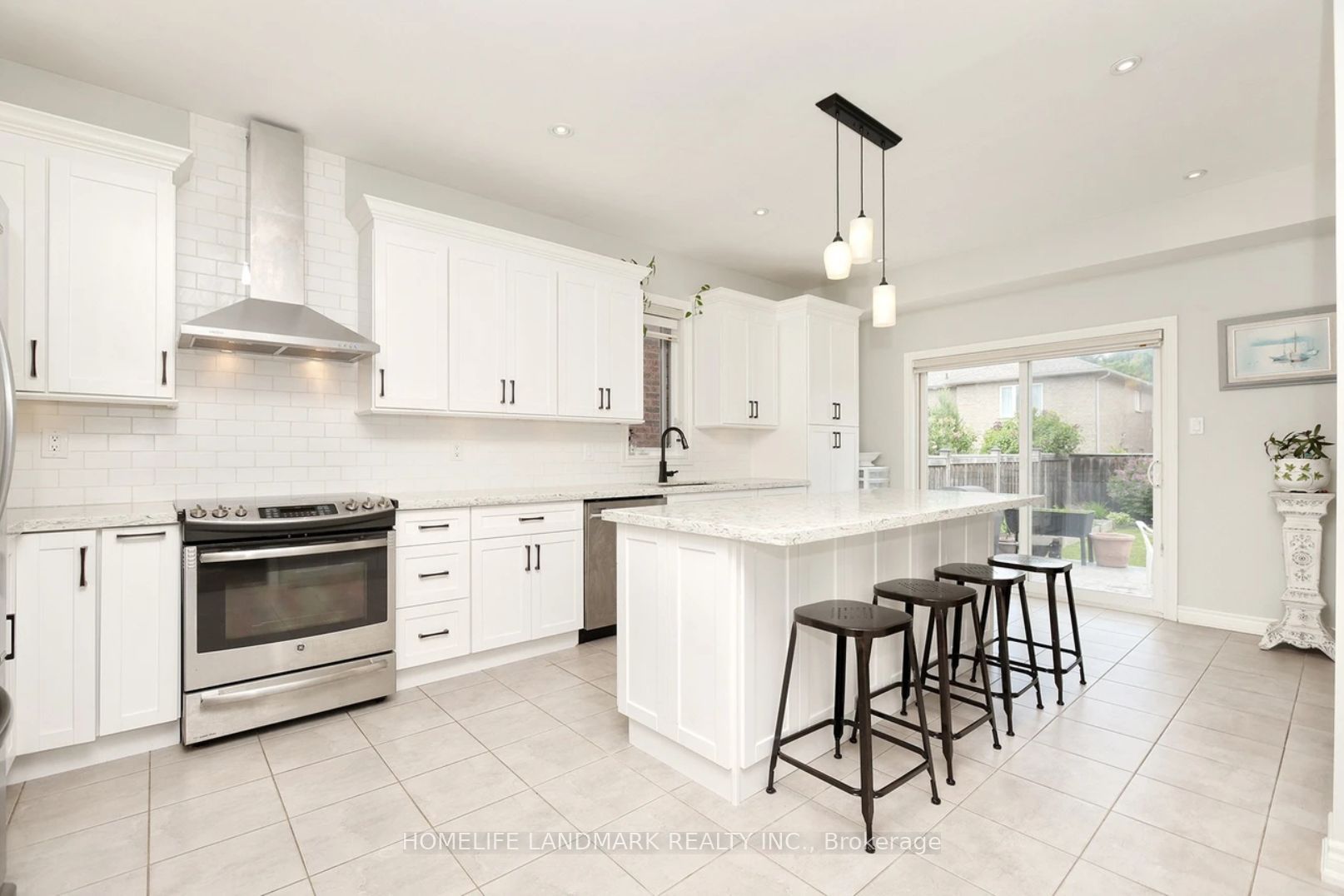 14 Orville Hand Court