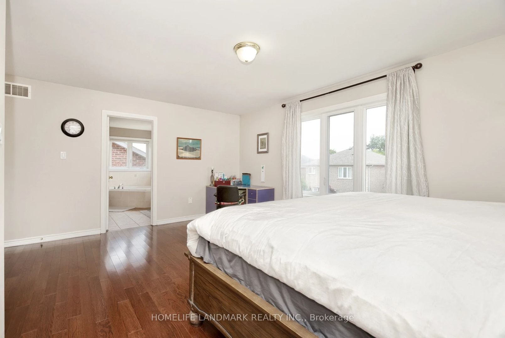 14 Orville Hand Court