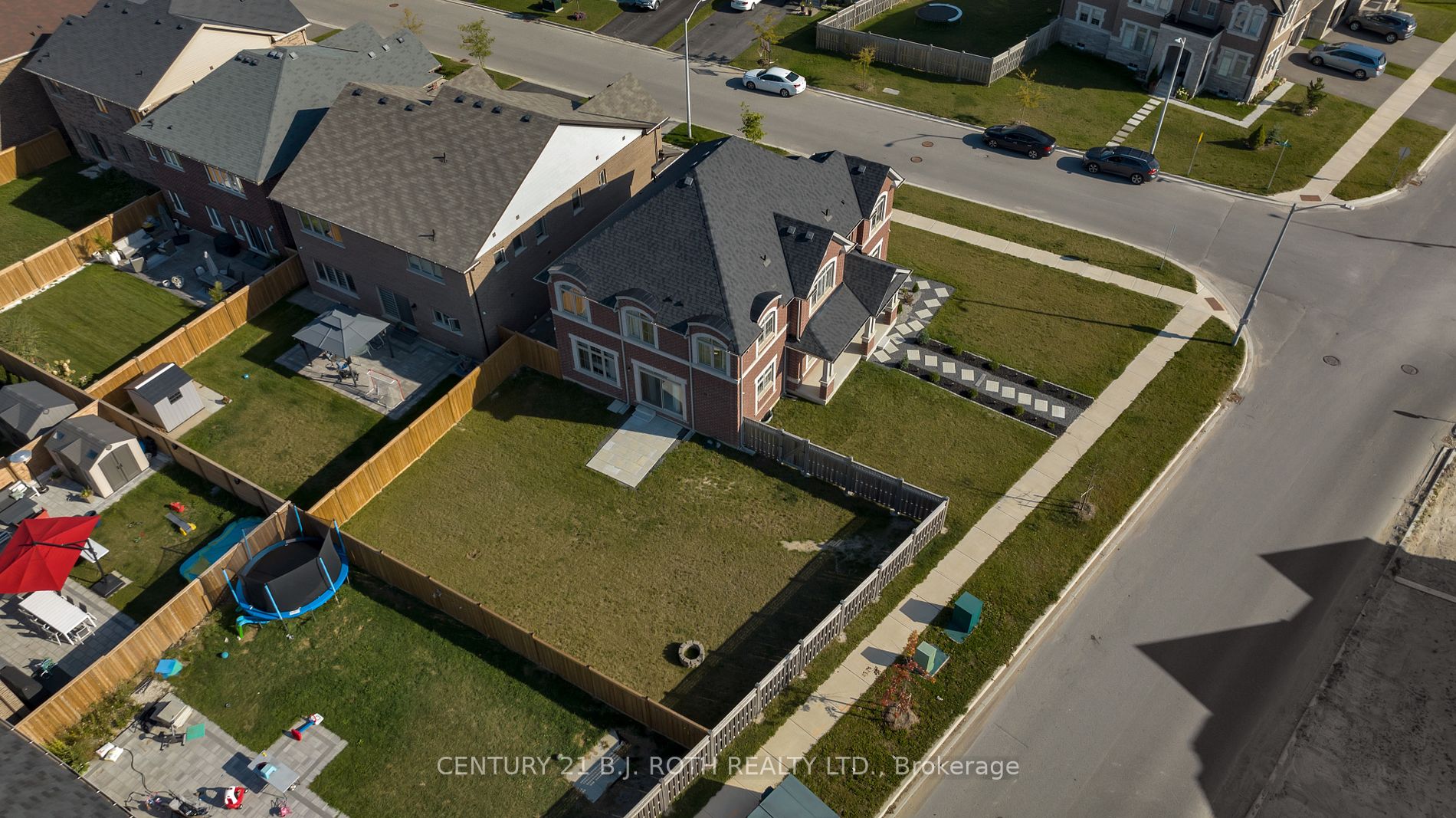 1056 Wickham Rd