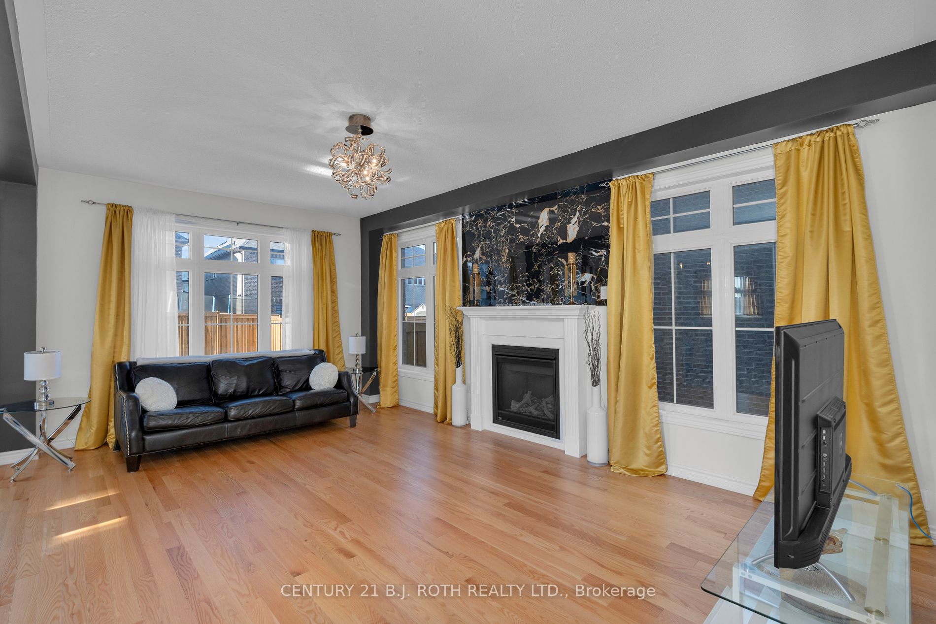 1056 Wickham Rd