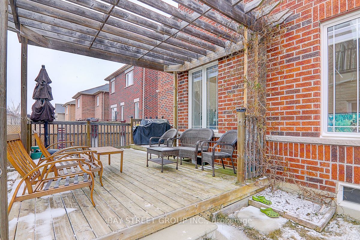 201 Bilbrough St