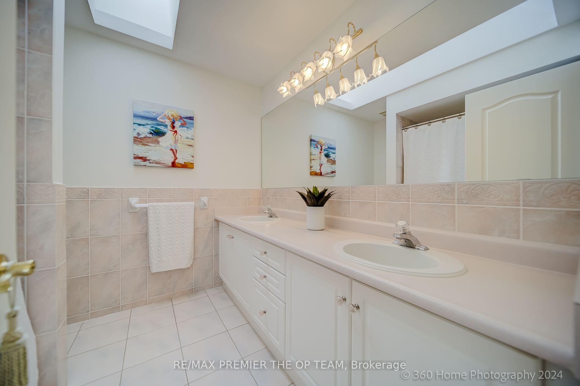99 Gidleigh Park Cres