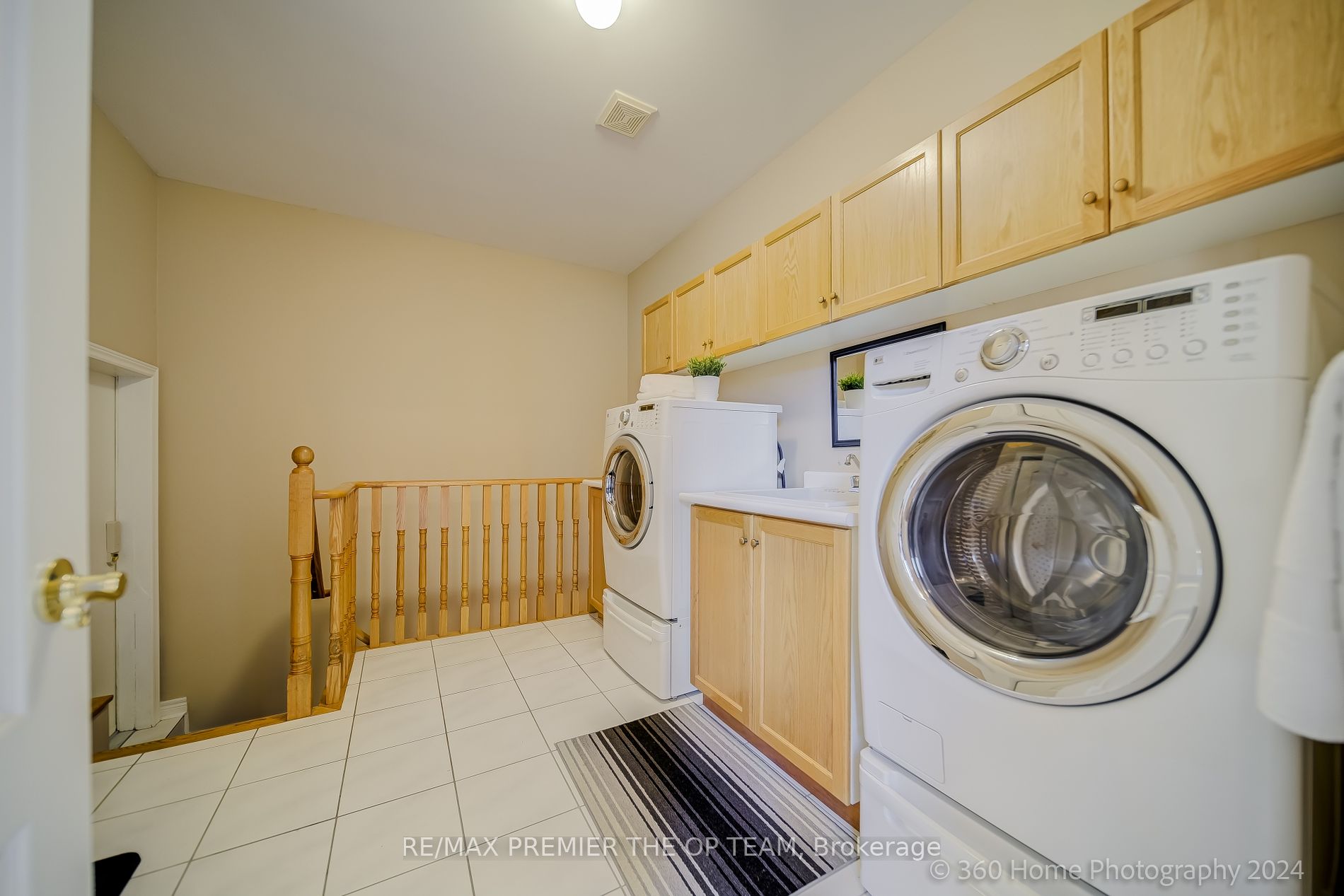 99 Gidleigh Park Cres