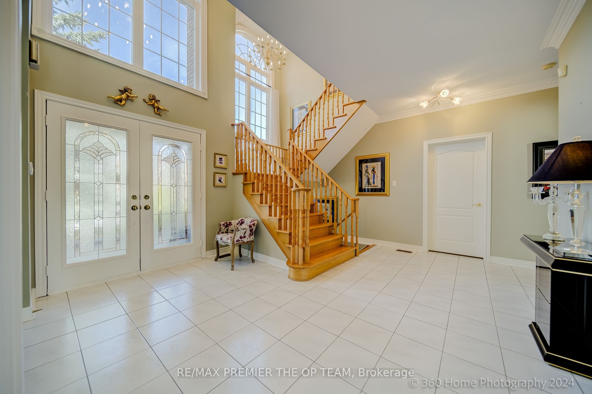 99 Gidleigh Park Cres