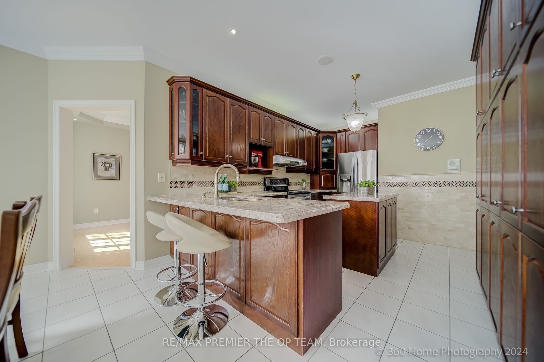 99 Gidleigh Park Cres