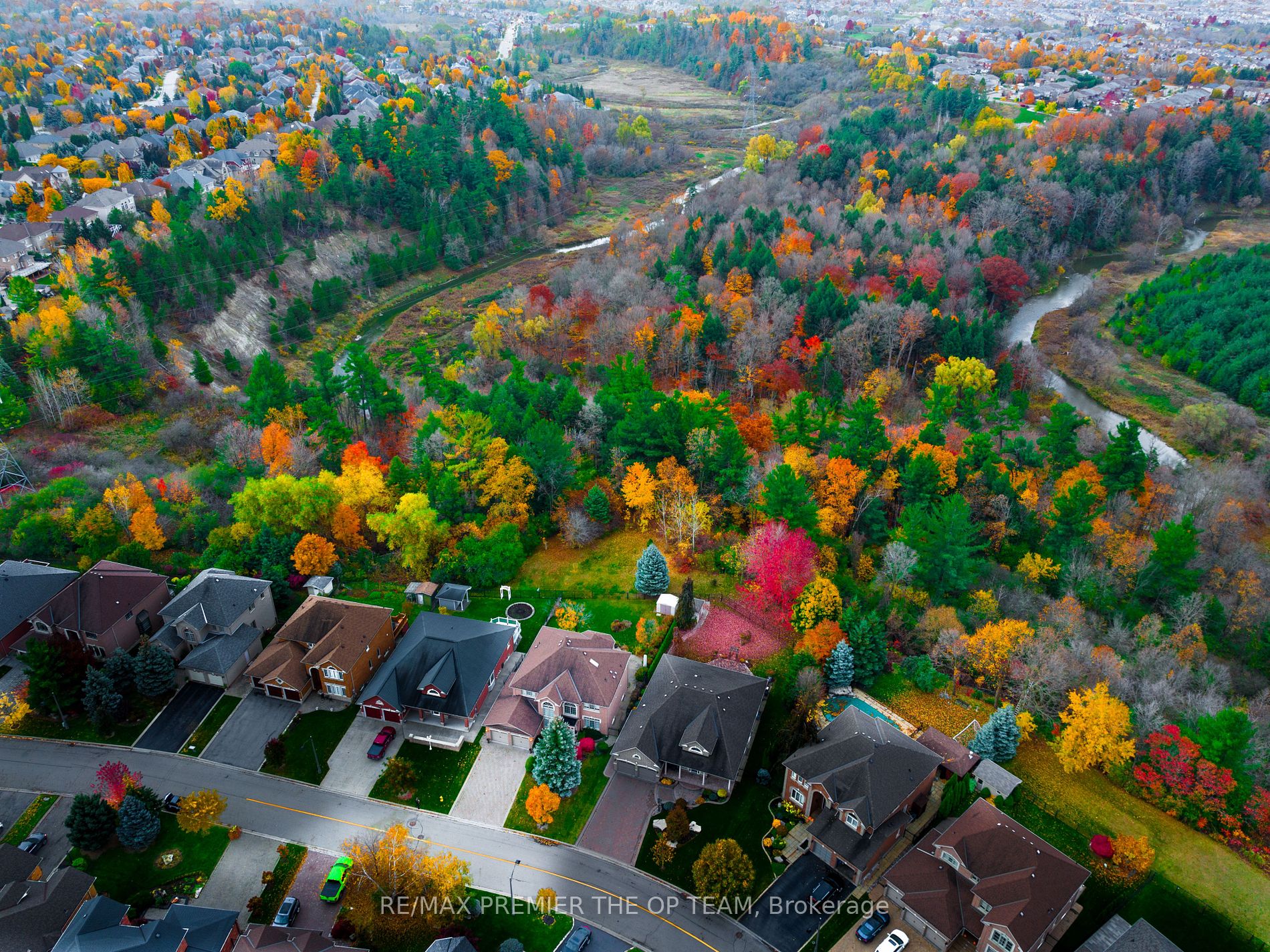 99 Gidleigh Park Cres