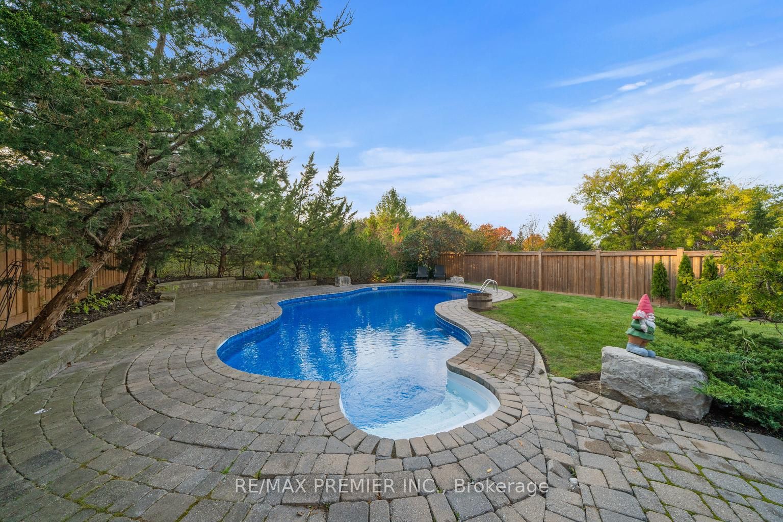 66 Benville Cres