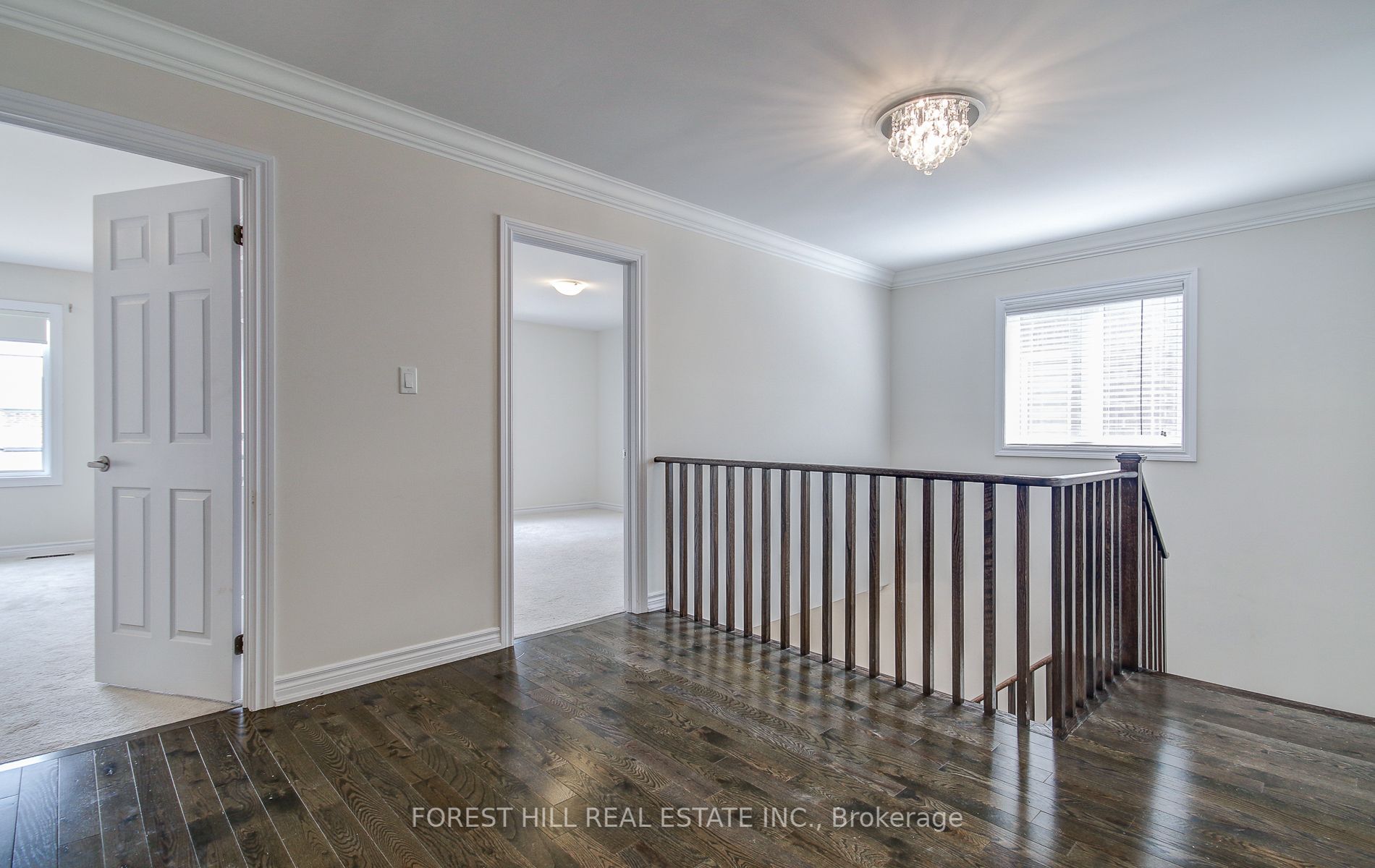 1153 Peelar Crescent