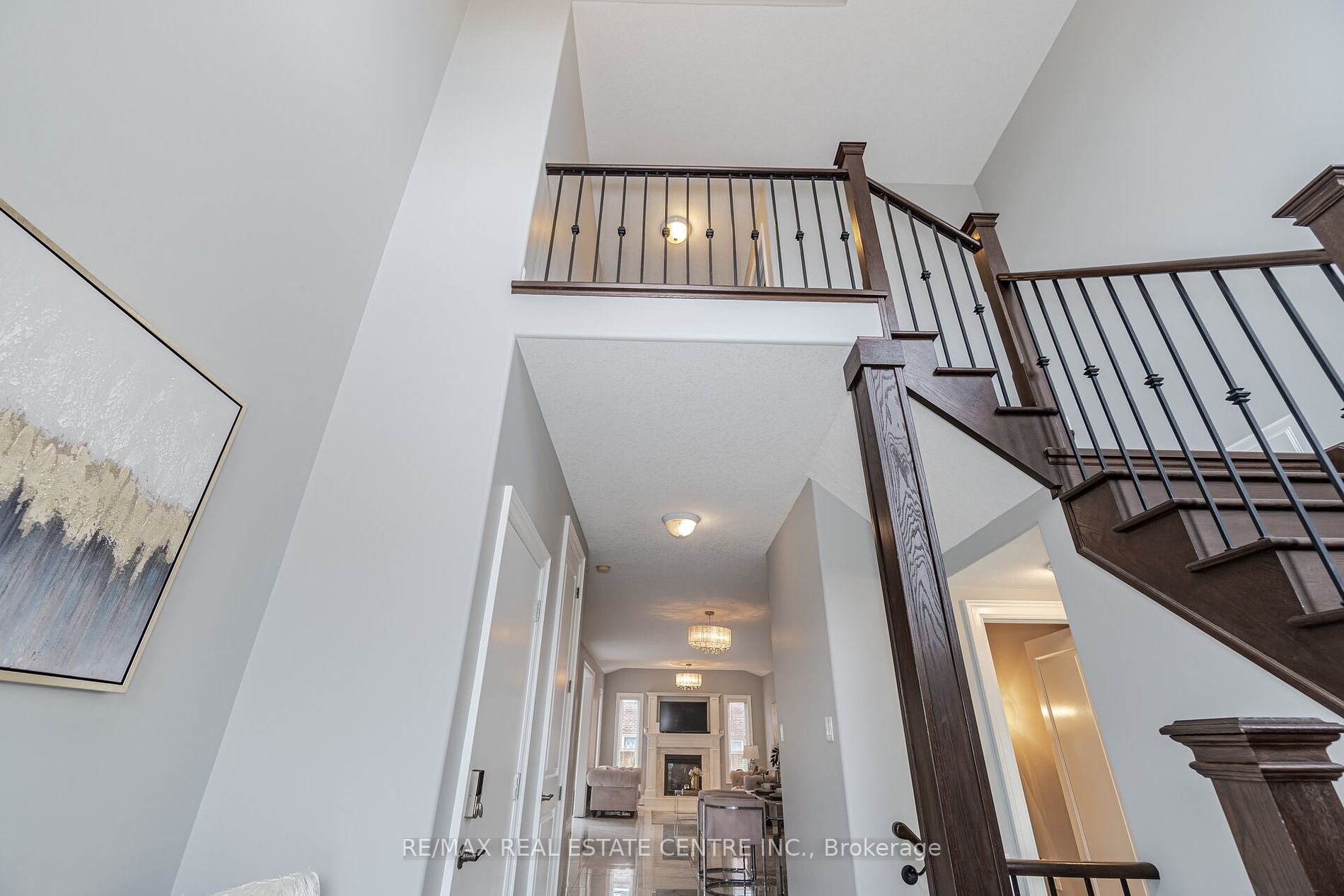 60 Walker Blvd