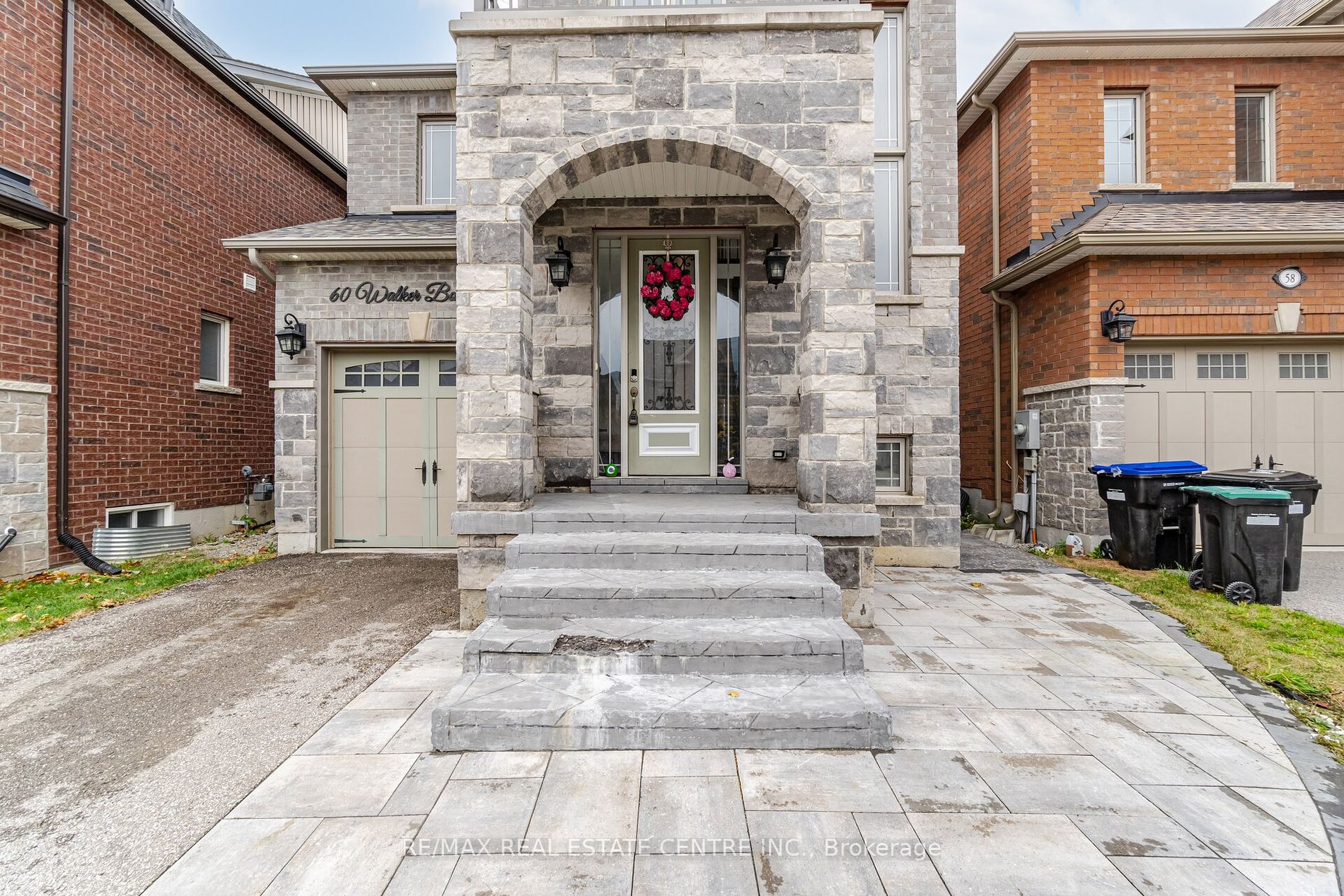 60 Walker Blvd