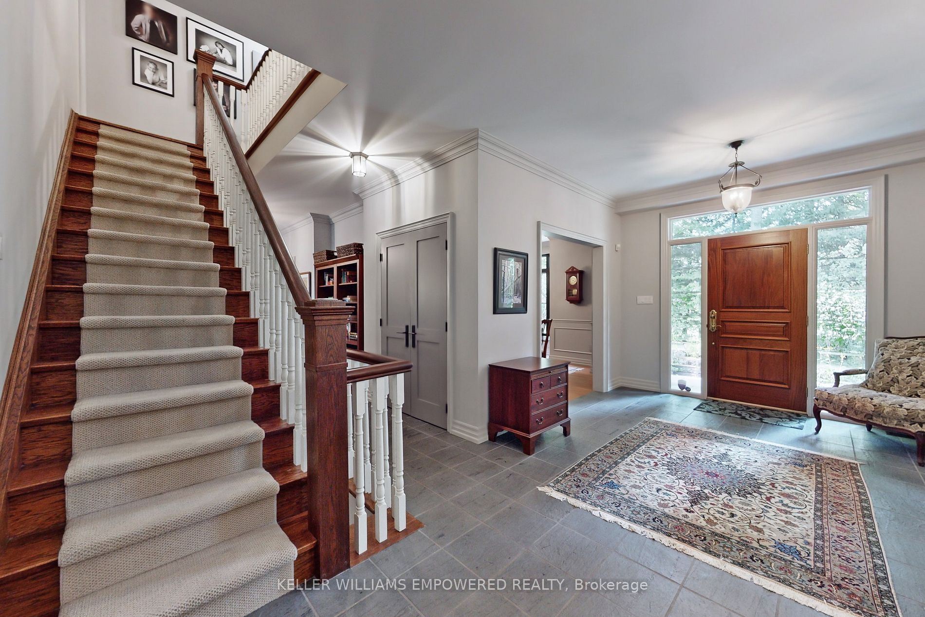 7 Bridgewater Dr