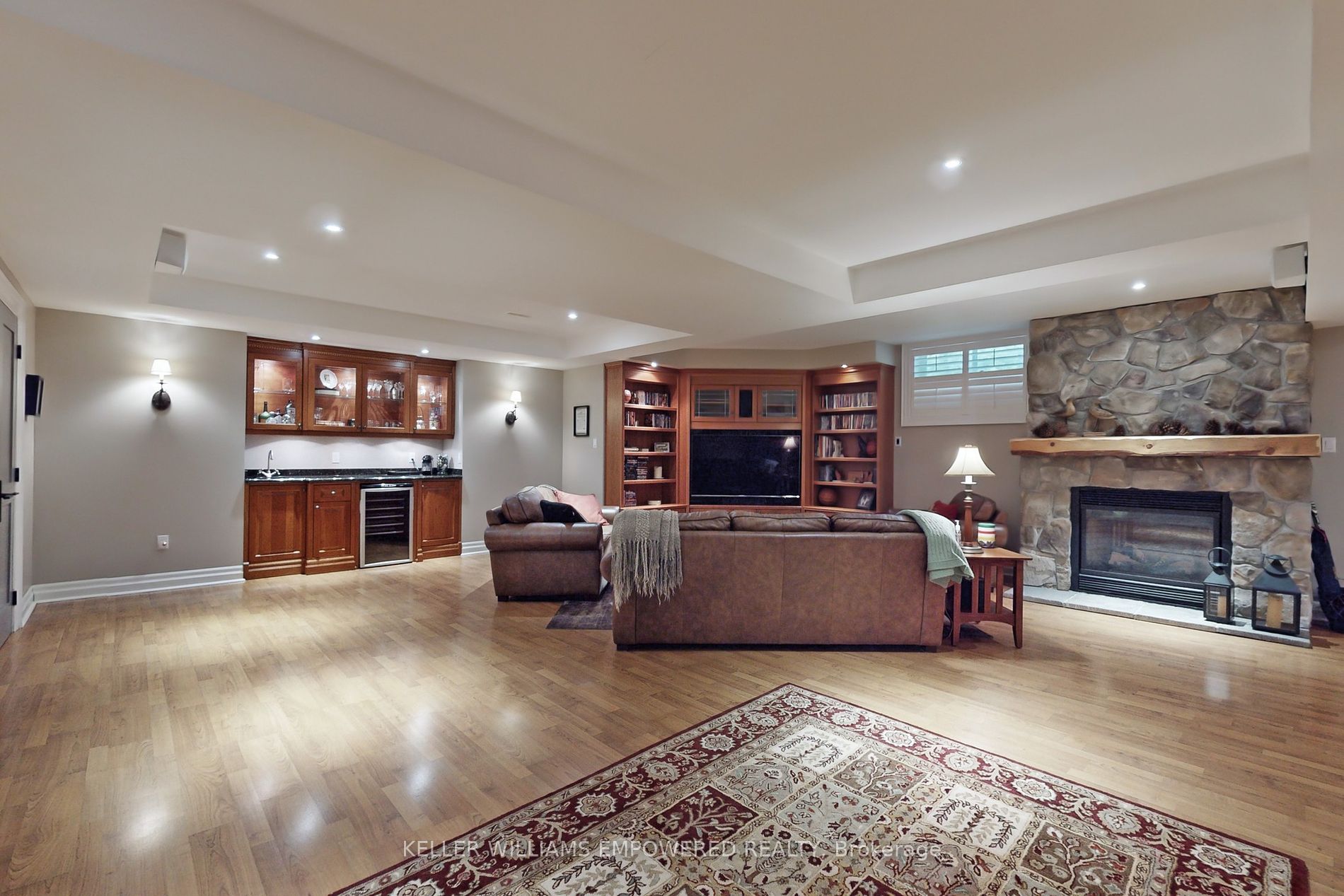 7 Bridgewater Dr