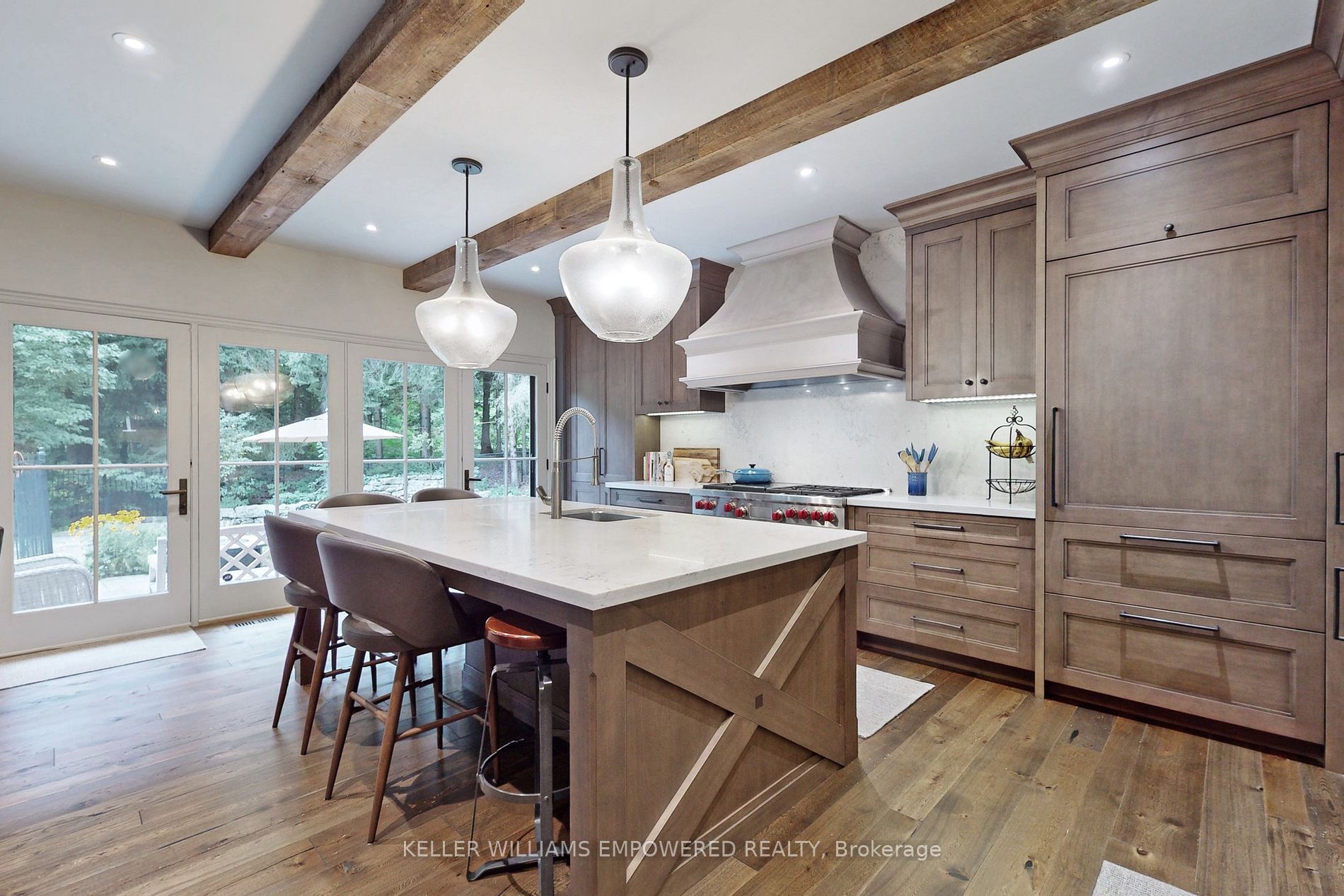 7 Bridgewater Dr